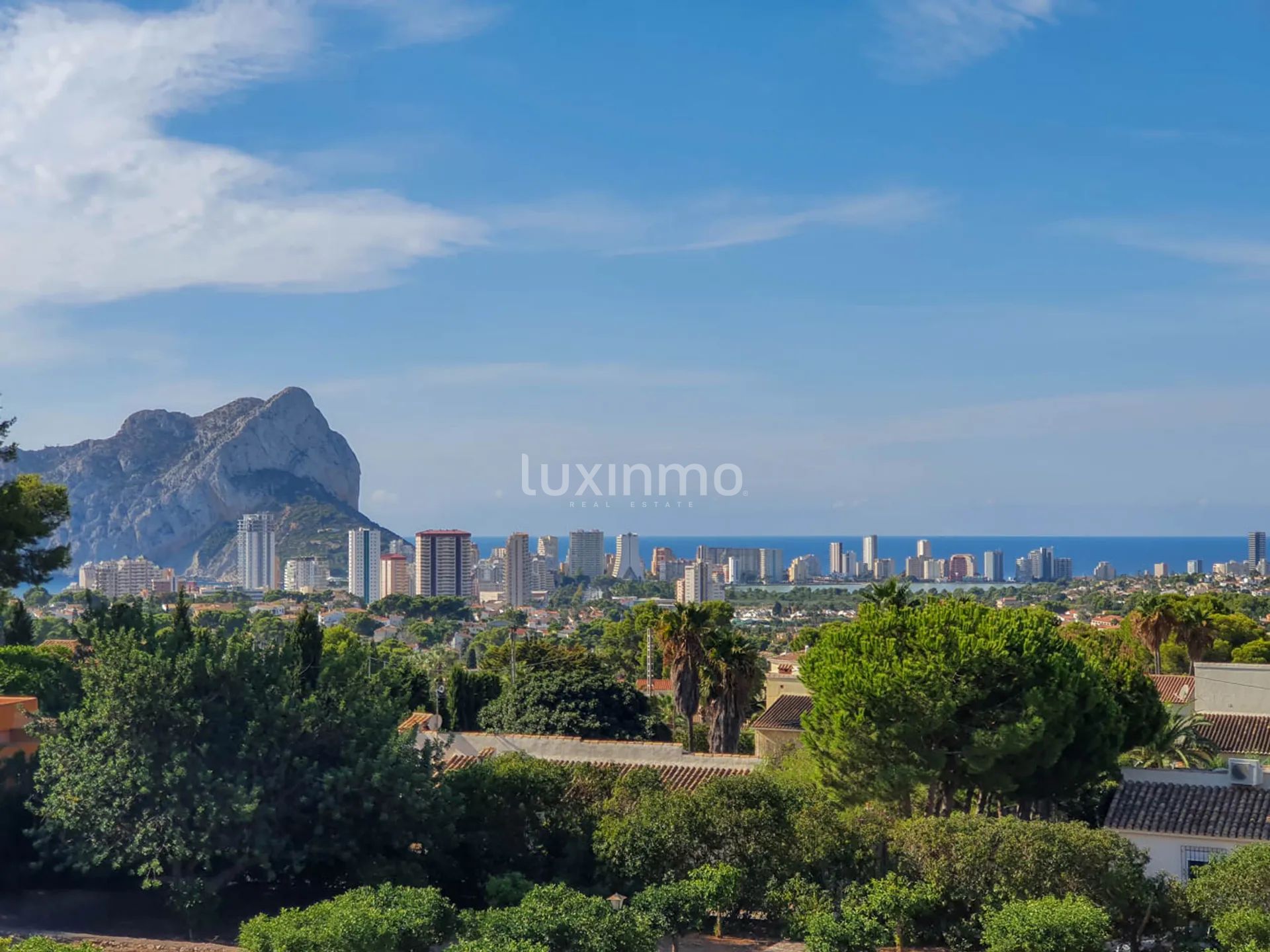 Rustic detached house with stunning sea and mountain views — photo 4