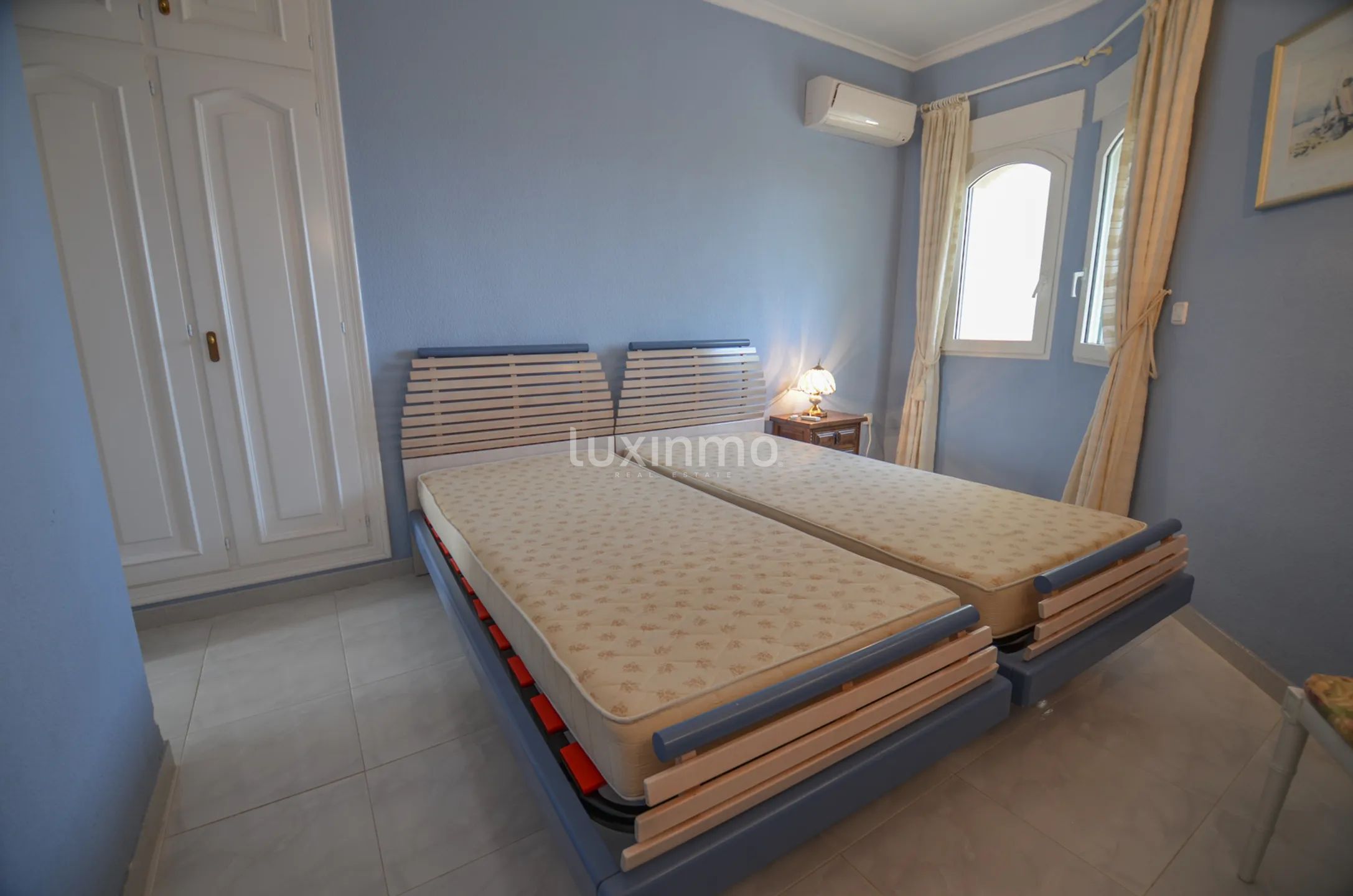 Большой дом на первой линии недалеко от Дении — photo 12