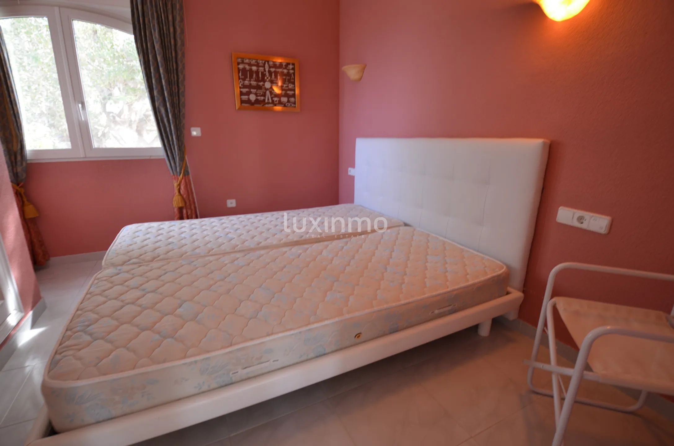 Большой дом на первой линии недалеко от Дении — photo 21