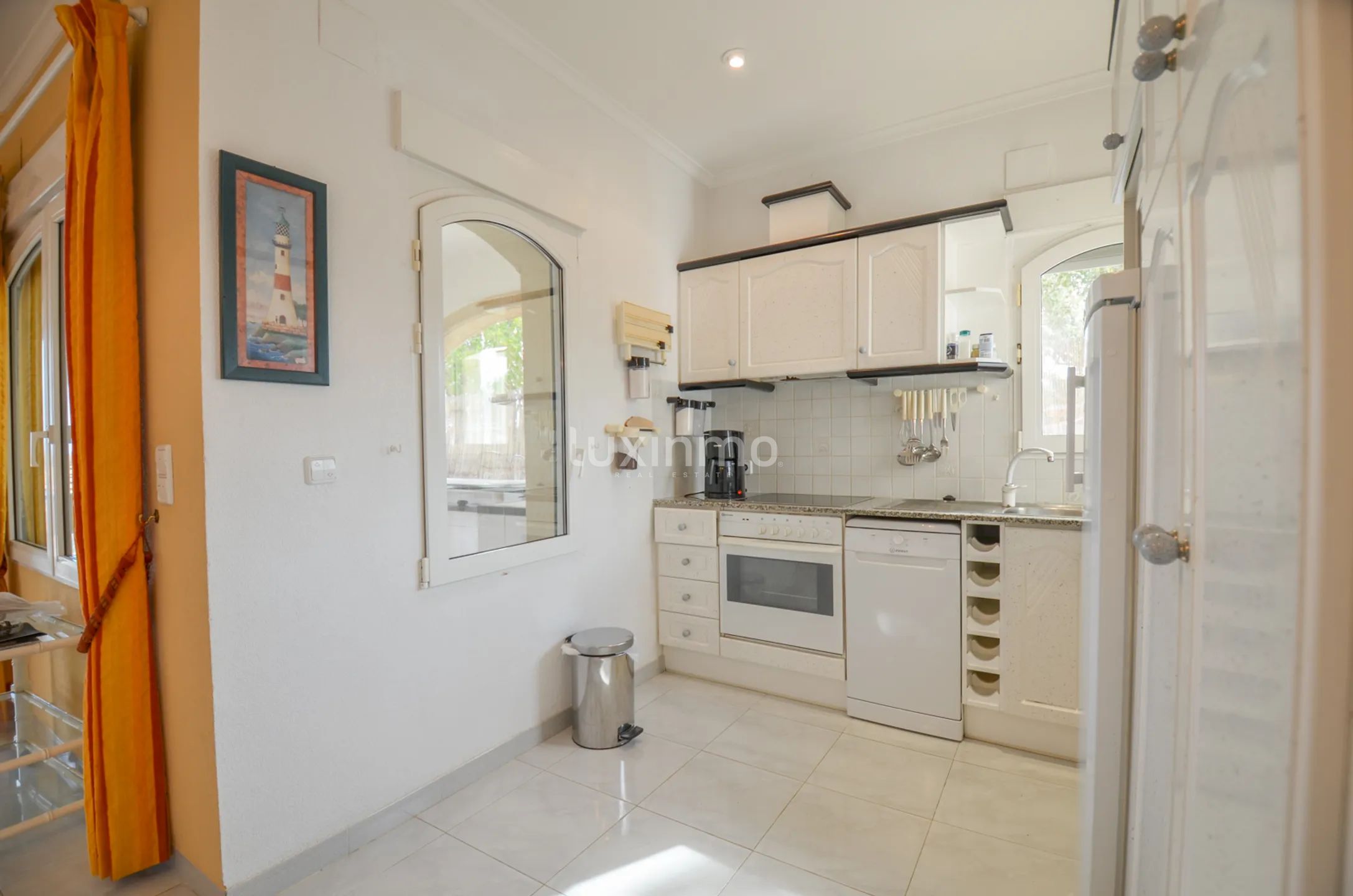 Большой дом на первой линии недалеко от Дении — photo 18