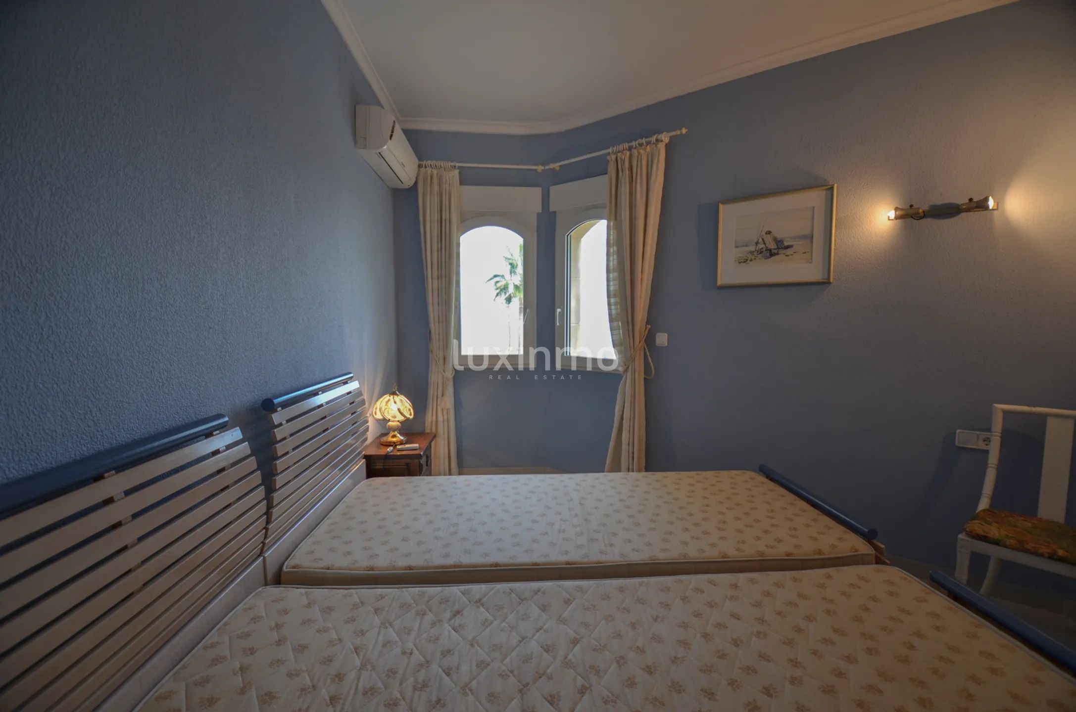 Большой дом на первой линии недалеко от Дении — photo 20