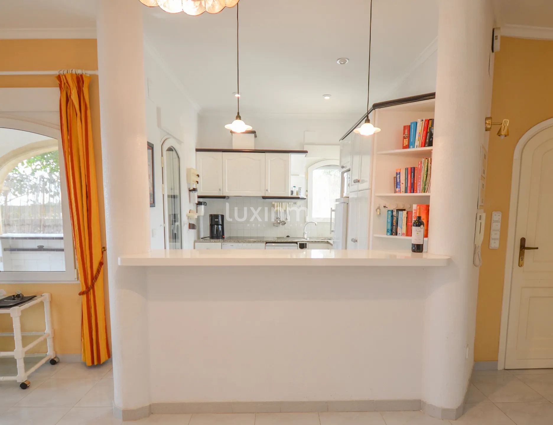 Большой дом на первой линии недалеко от Дении — photo 9