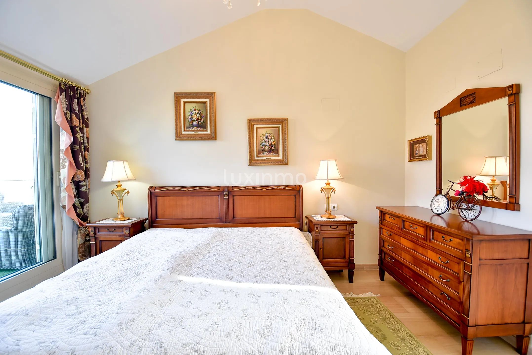 Luxury penthouse for sale with frontal sea views in Javea — photo 11