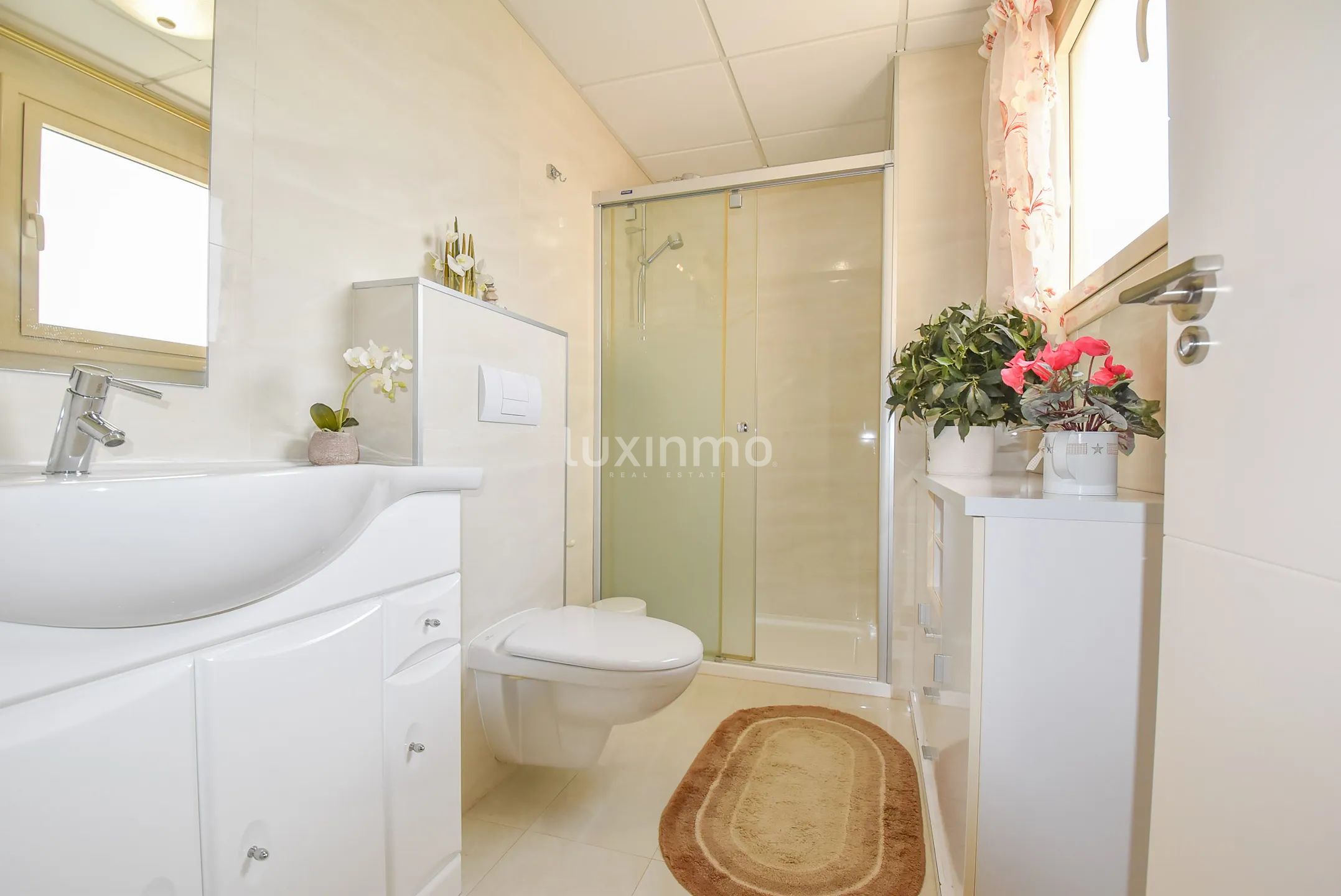 Luxury penthouse for sale with frontal sea views in Javea — photo 26
