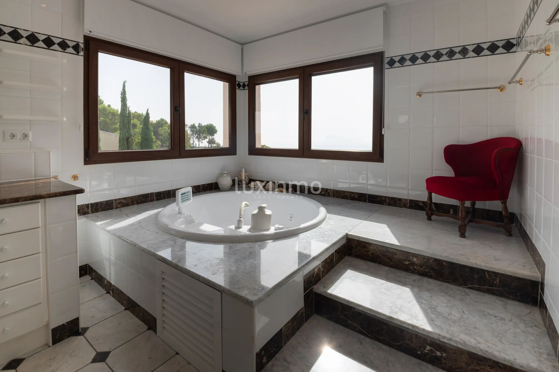 Villa til salgs med havutsikt i Sierra de Altea — photo 28