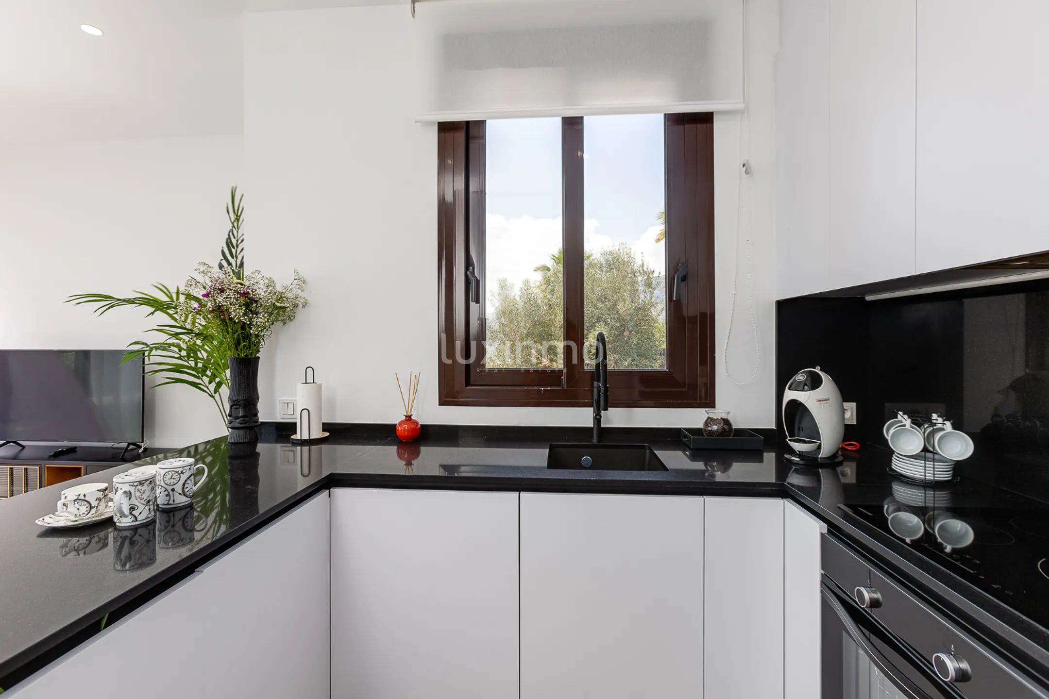 Detached Villa in Finestrat with Sea and Mountain views — photo 9