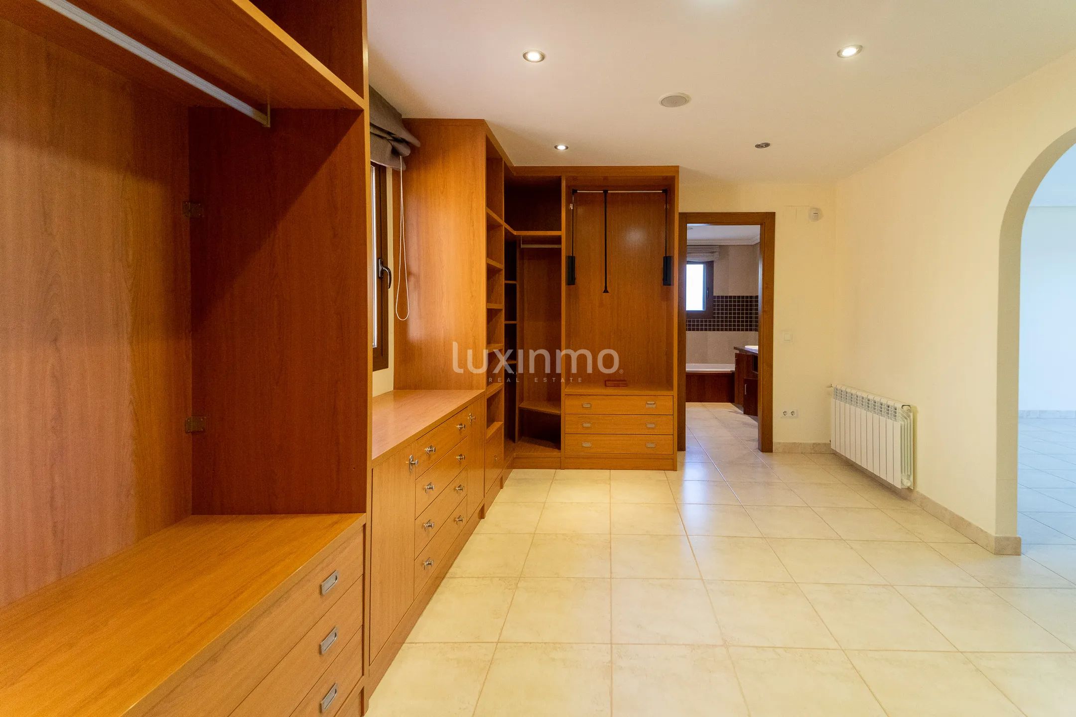 Fantastic located lightful and spacious Villa in Altea — photo 39