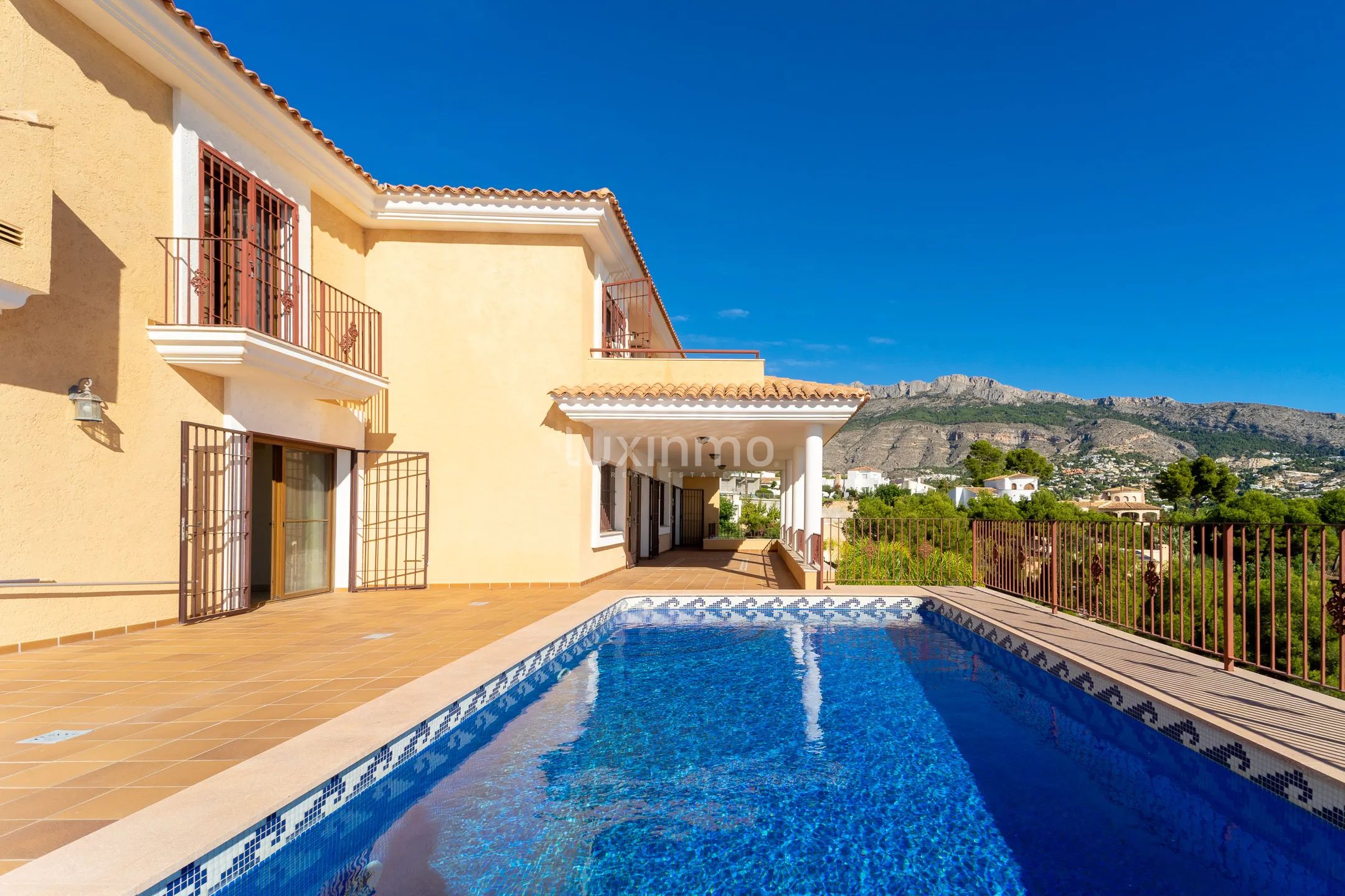 Fantastic located lightful and spacious Villa in Altea — photo 5