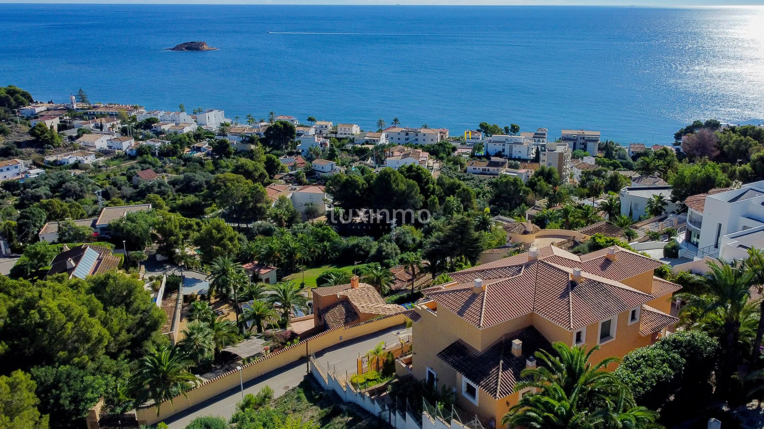 Villa très bien située lumineuse et spacieuse à Altea — photo 51