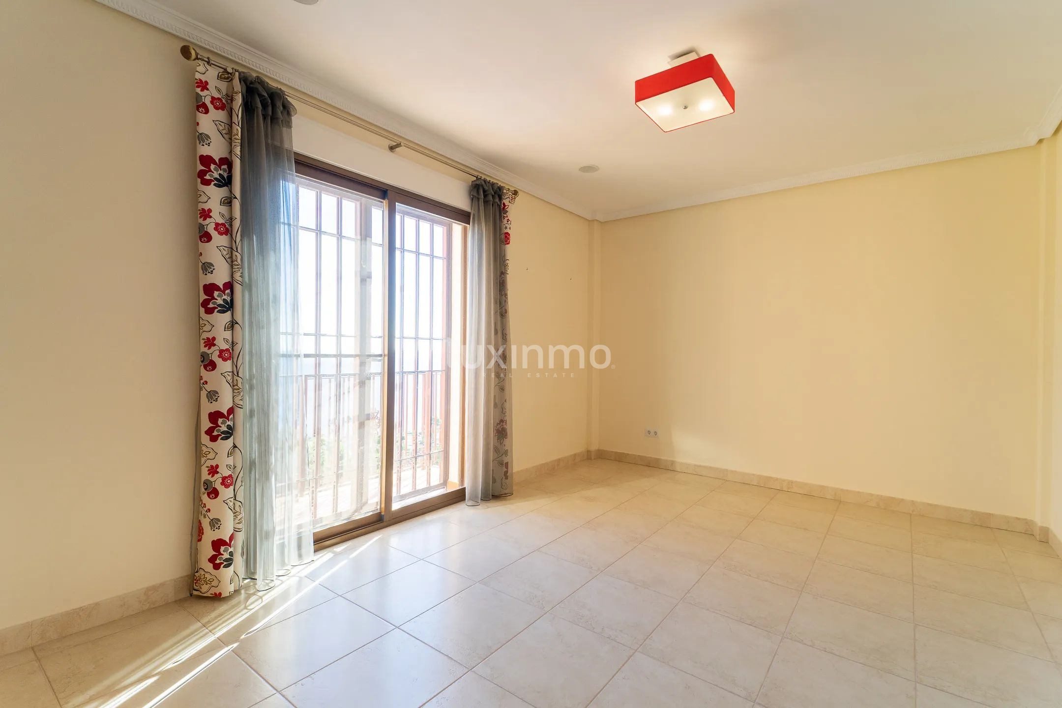 Fantastic located lightful and spacious Villa in Altea — photo 22