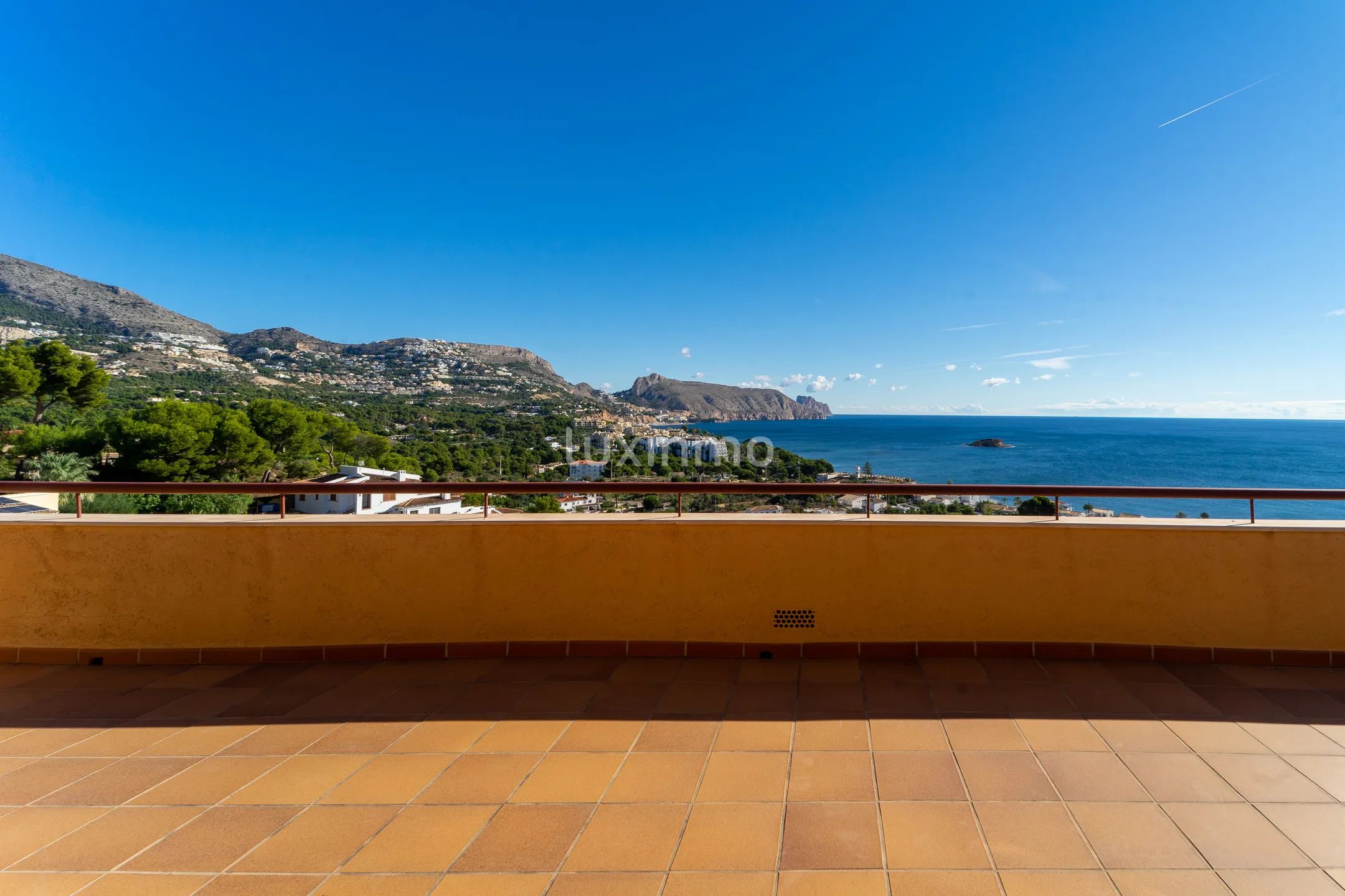 Villa très bien située lumineuse et spacieuse à Altea — photo 8