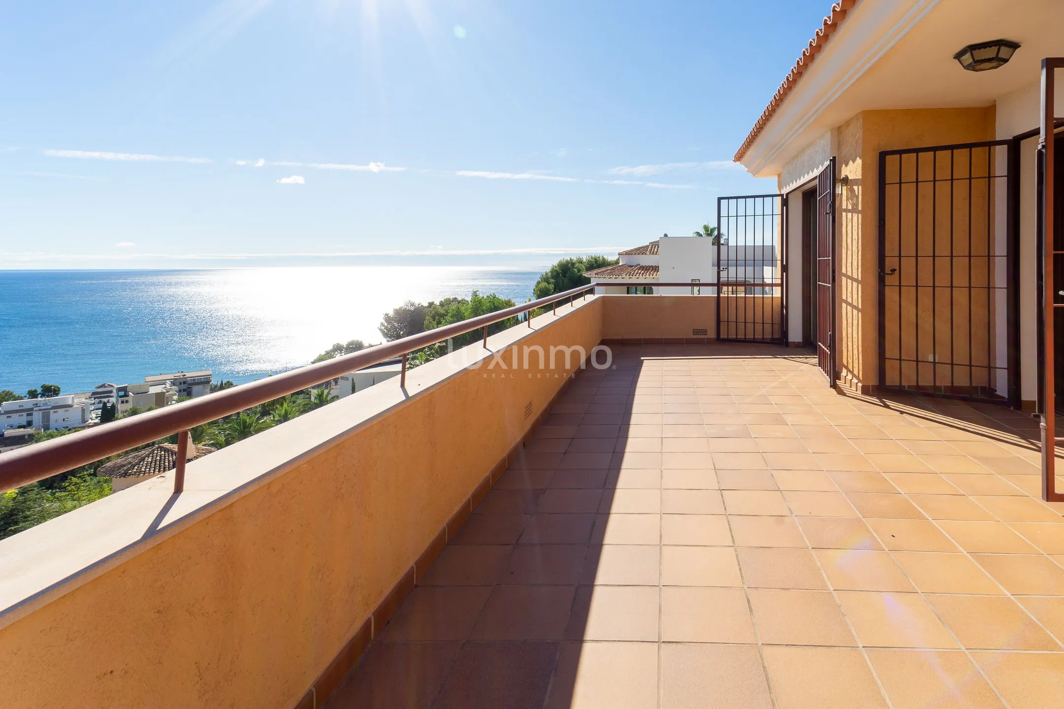 Fantastic located lightful and spacious Villa in Altea — photo 9