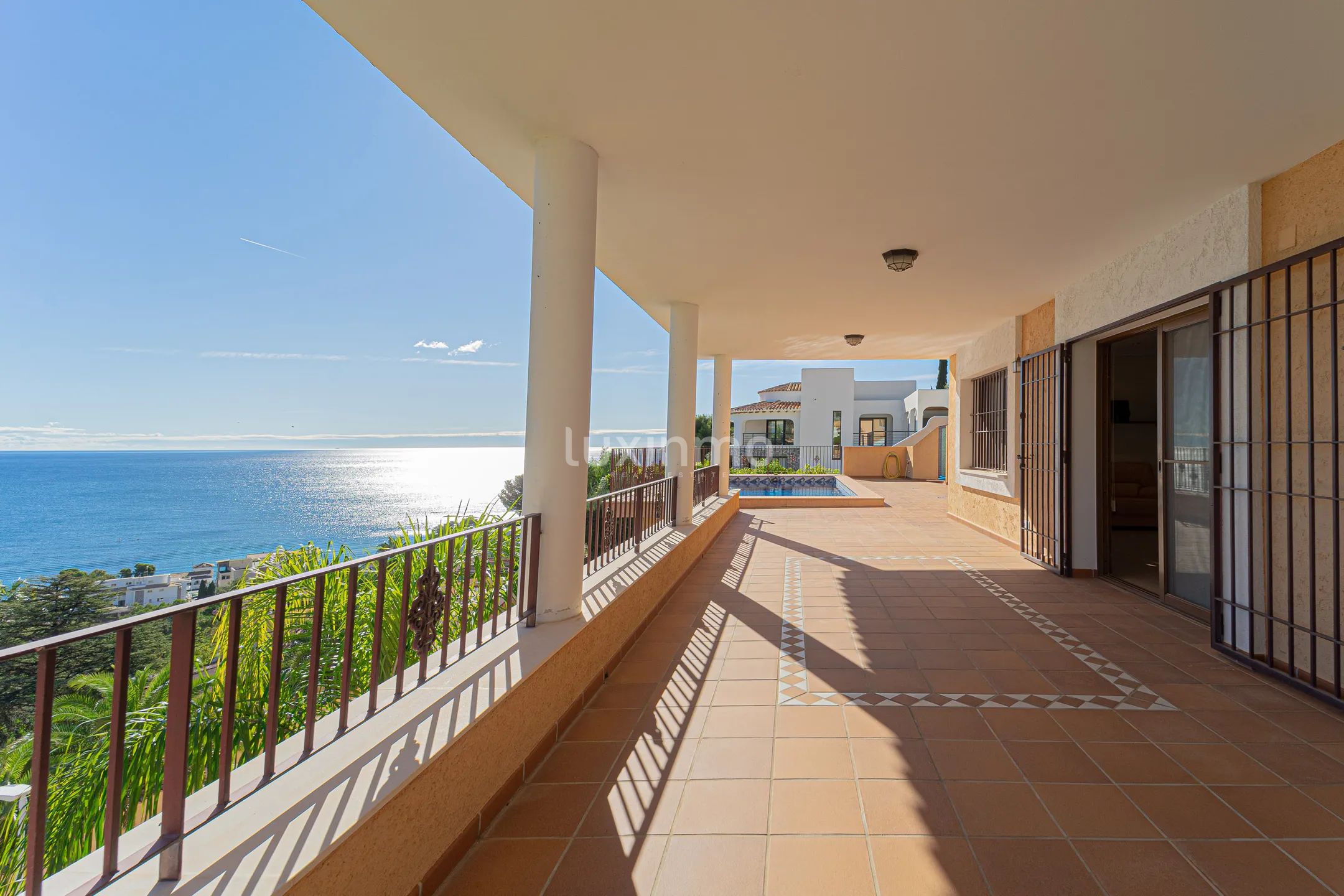 Fantastic located lightful and spacious Villa in Altea — photo 10