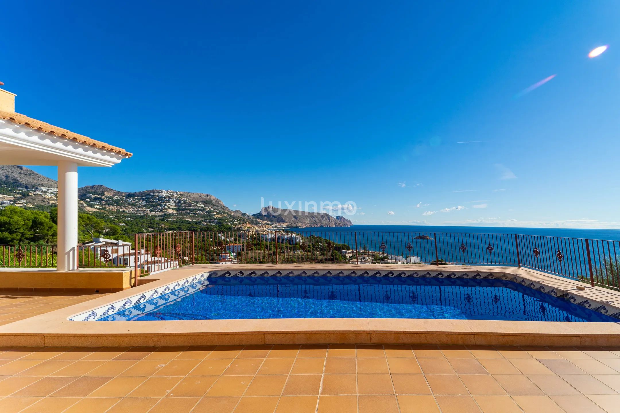 Fantastic located lightful and spacious Villa in Altea — photo 7