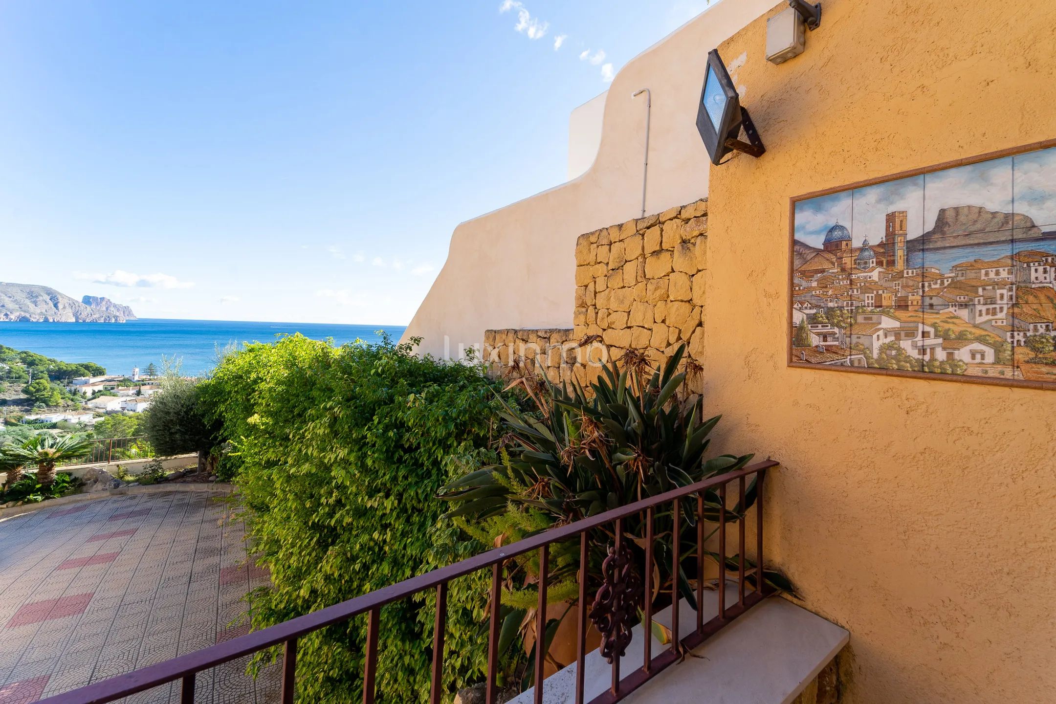 Villa très bien située lumineuse et spacieuse à Altea — photo 47