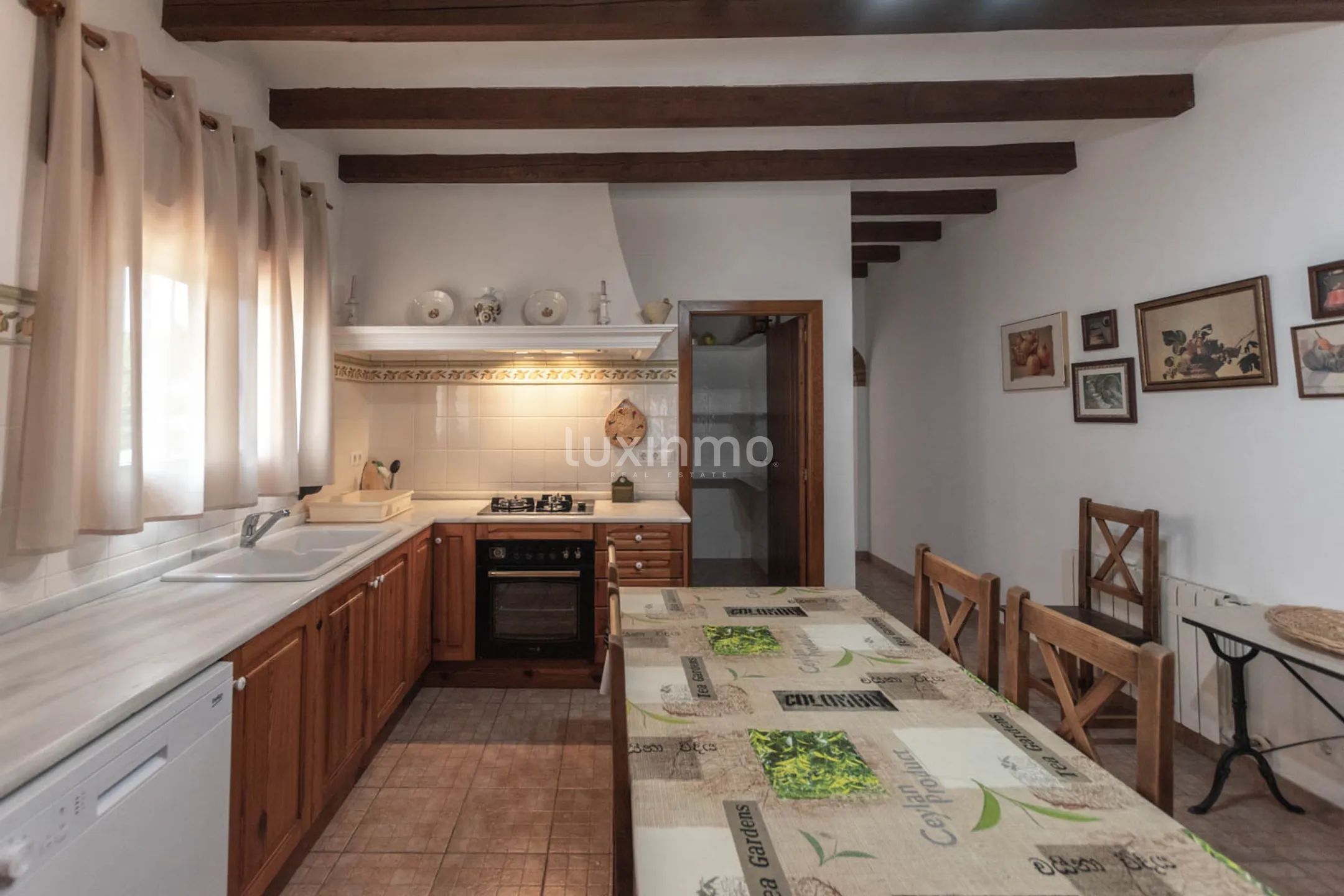 Huis te huur op lange termijn in Pedramala — photo 9