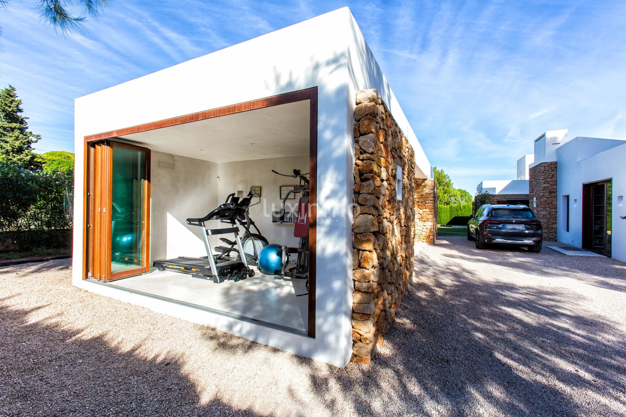 Large Ibicencan style luxury villa — photo 57