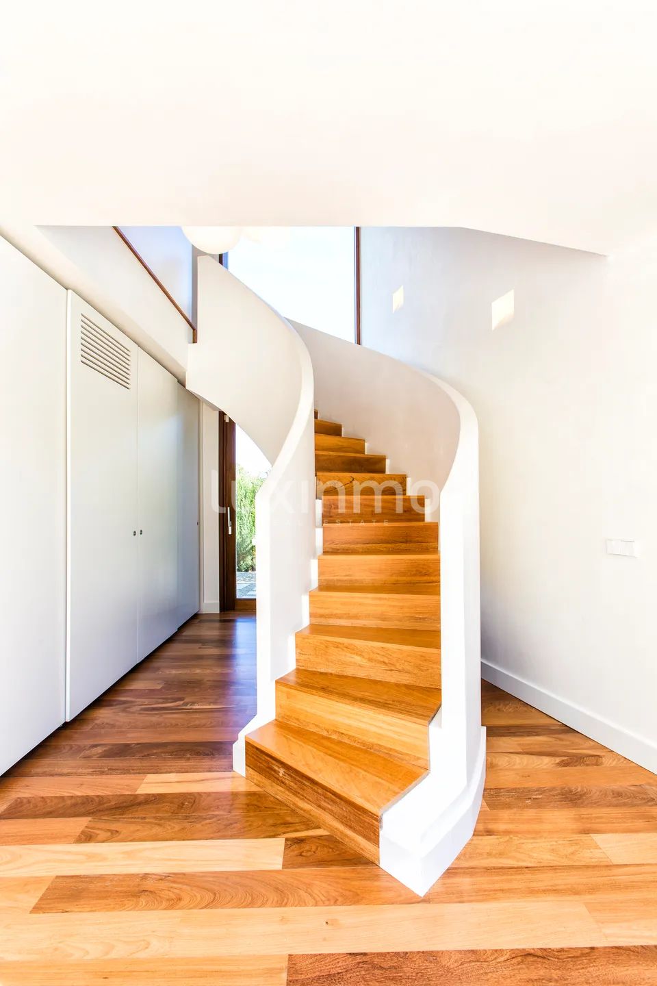 Large Ibicencan style luxury villa — photo 36