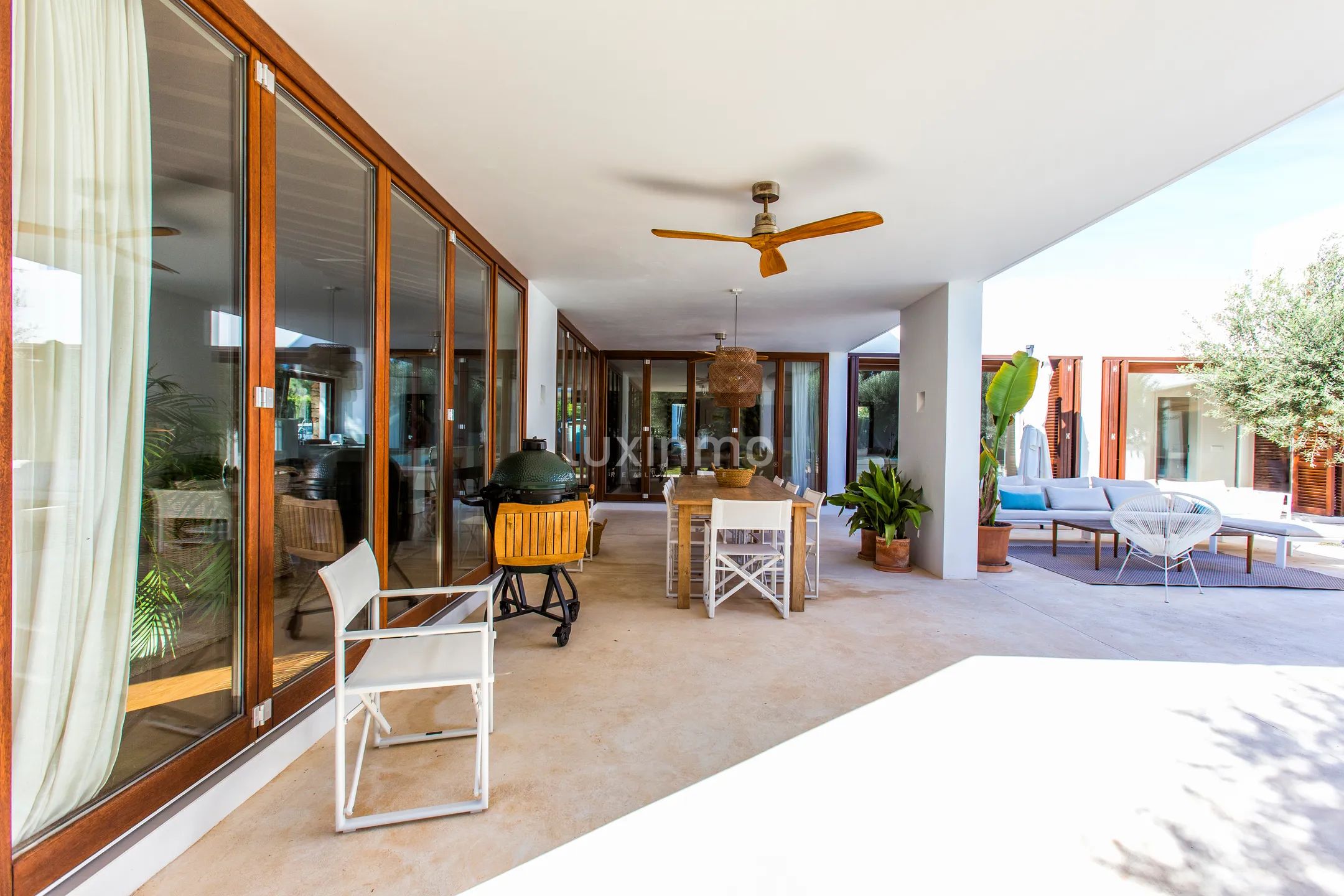 Large Ibicencan style luxury villa — photo 24