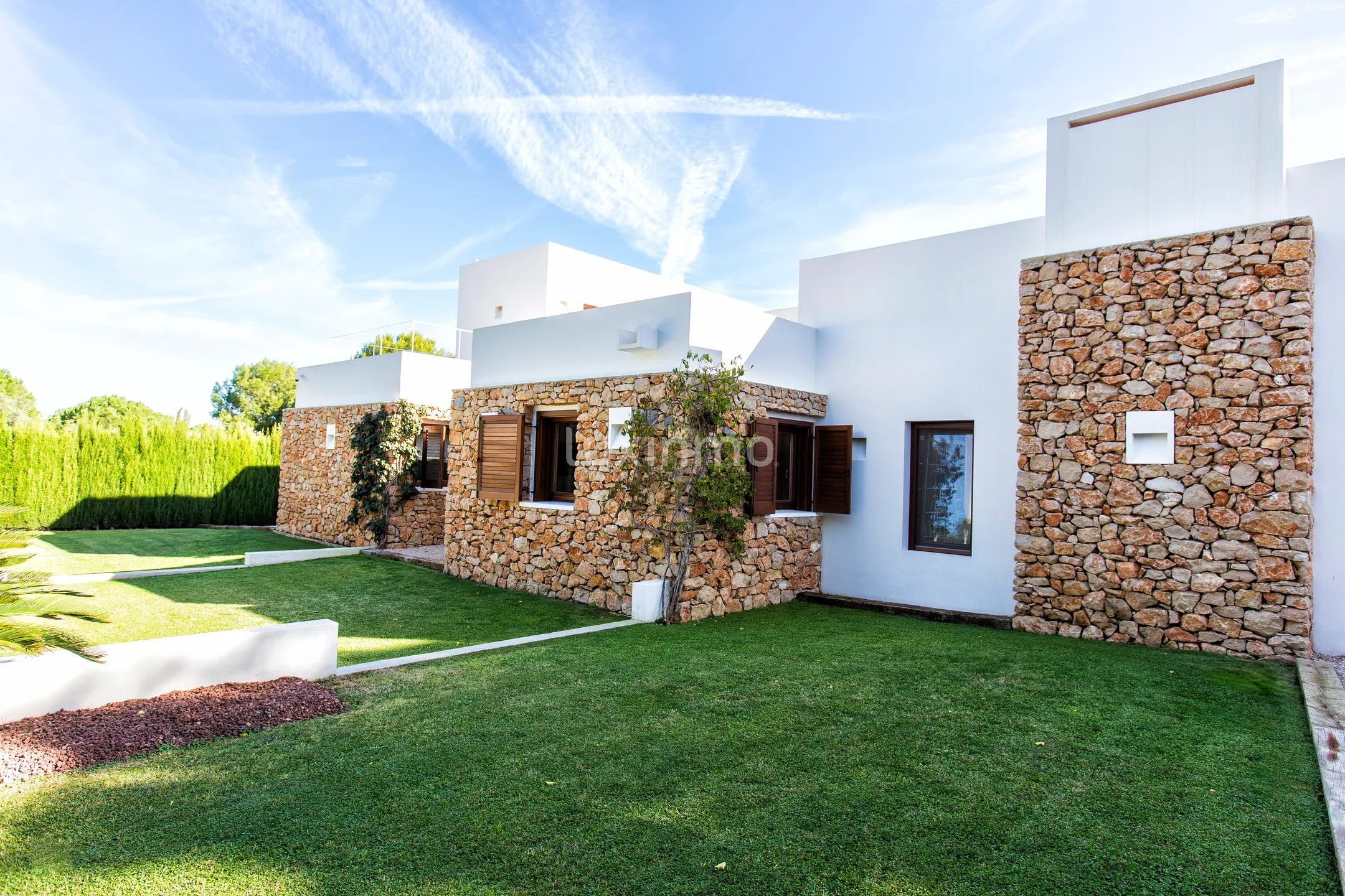 Large Ibicencan style luxury villa — photo 50