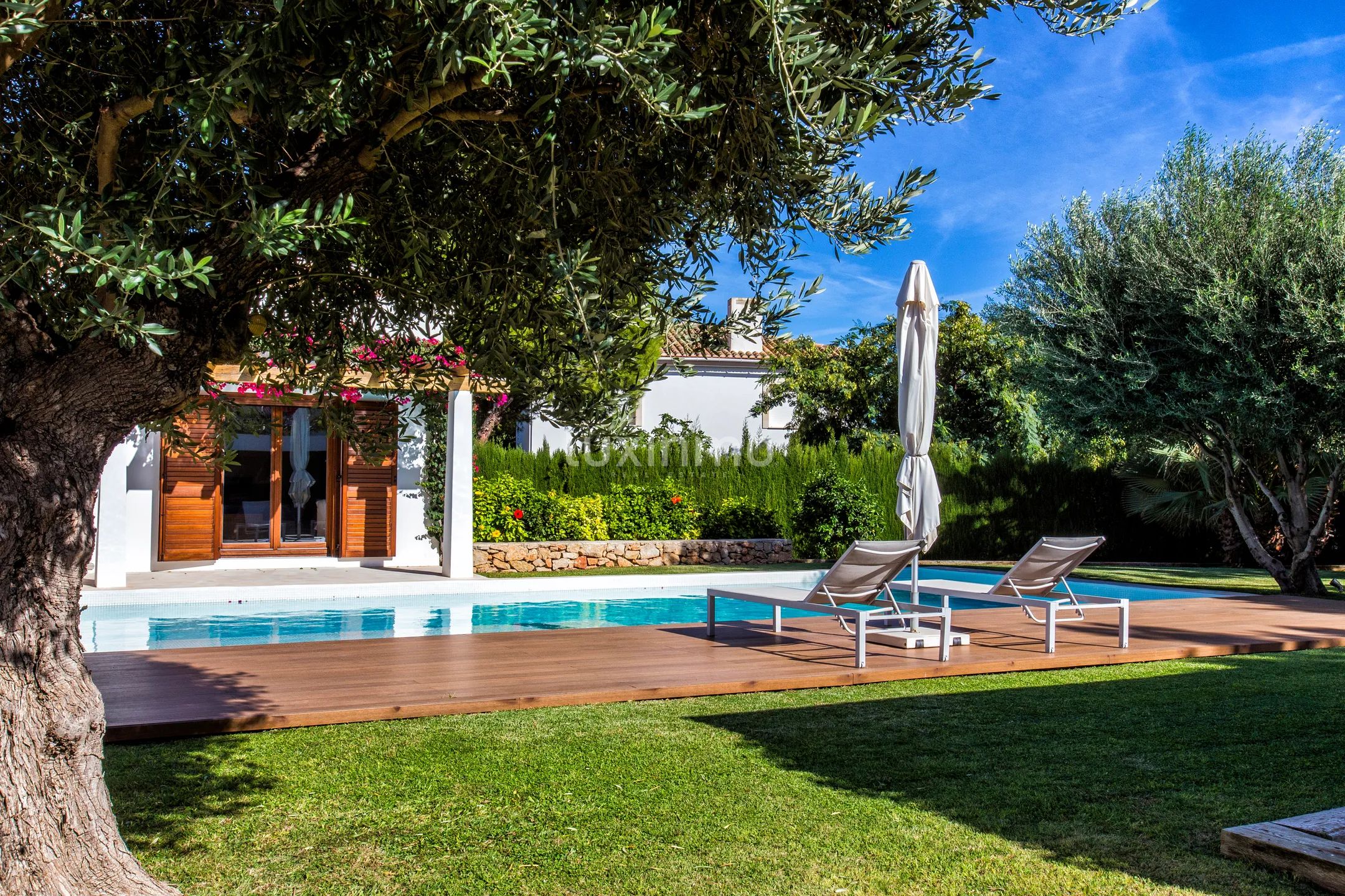 Large Ibicencan style luxury villa — photo 56
