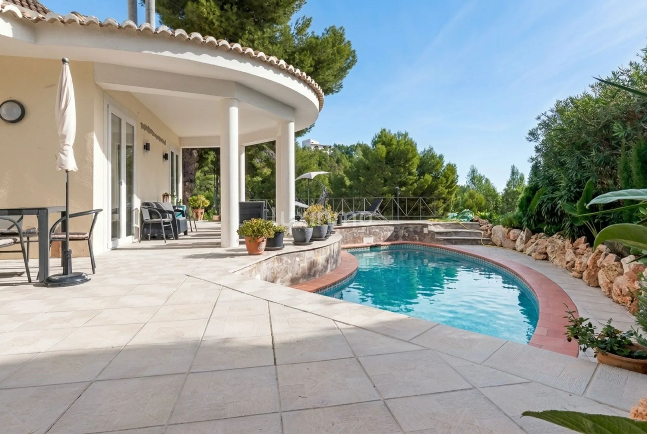 Beautiful villa with pool in Altea for sale