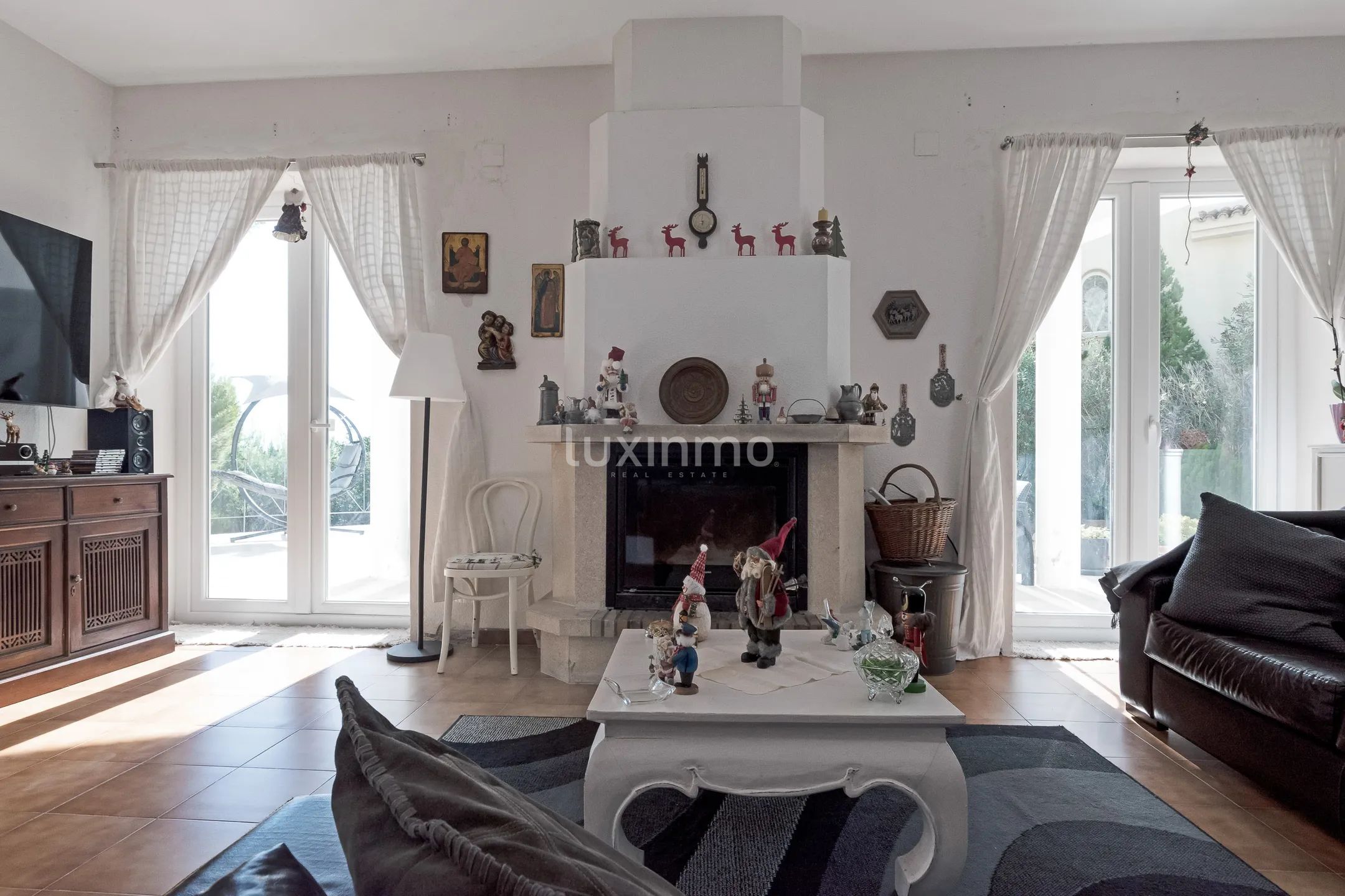 Beautiful villa with pool in Altea for sale — photo 5