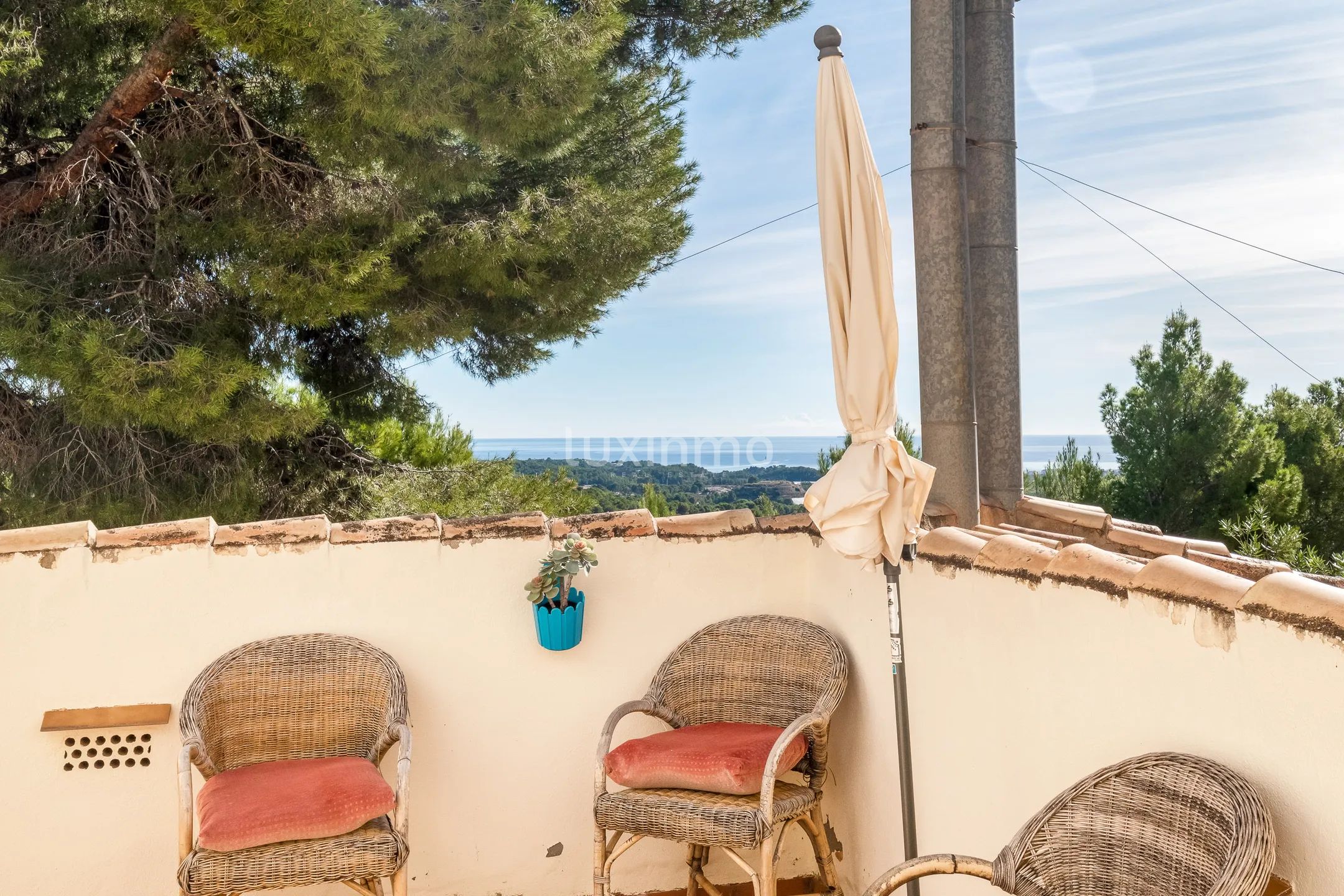 Beautiful villa with pool in Altea for sale — photo 16