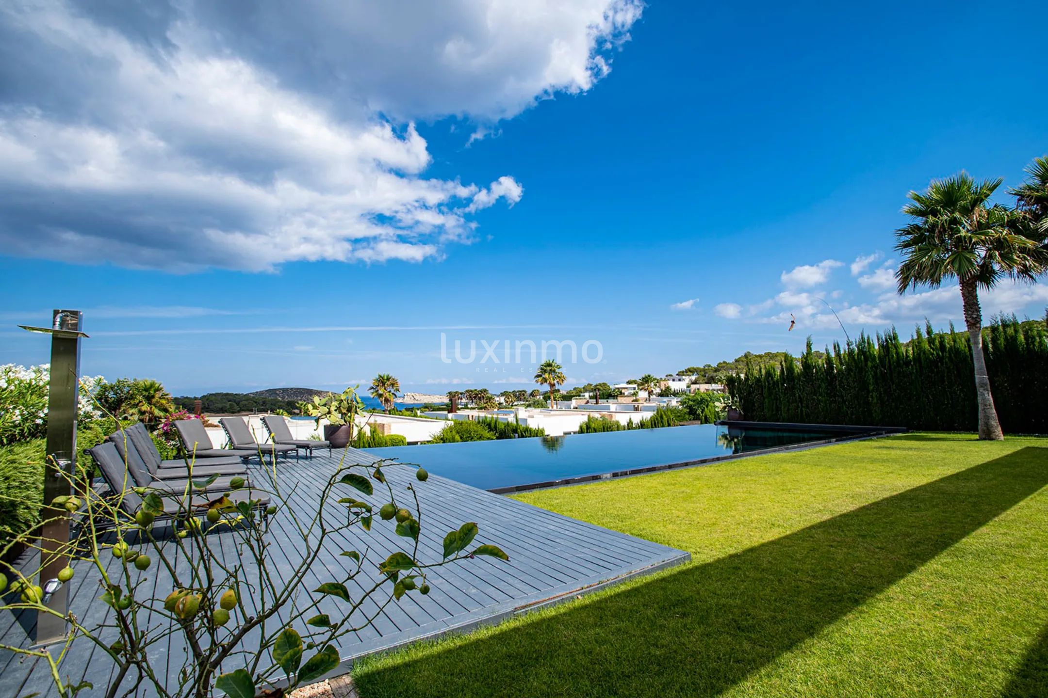 Villa within one of the most prestigious luxury communities in Cala Conta — photo 4