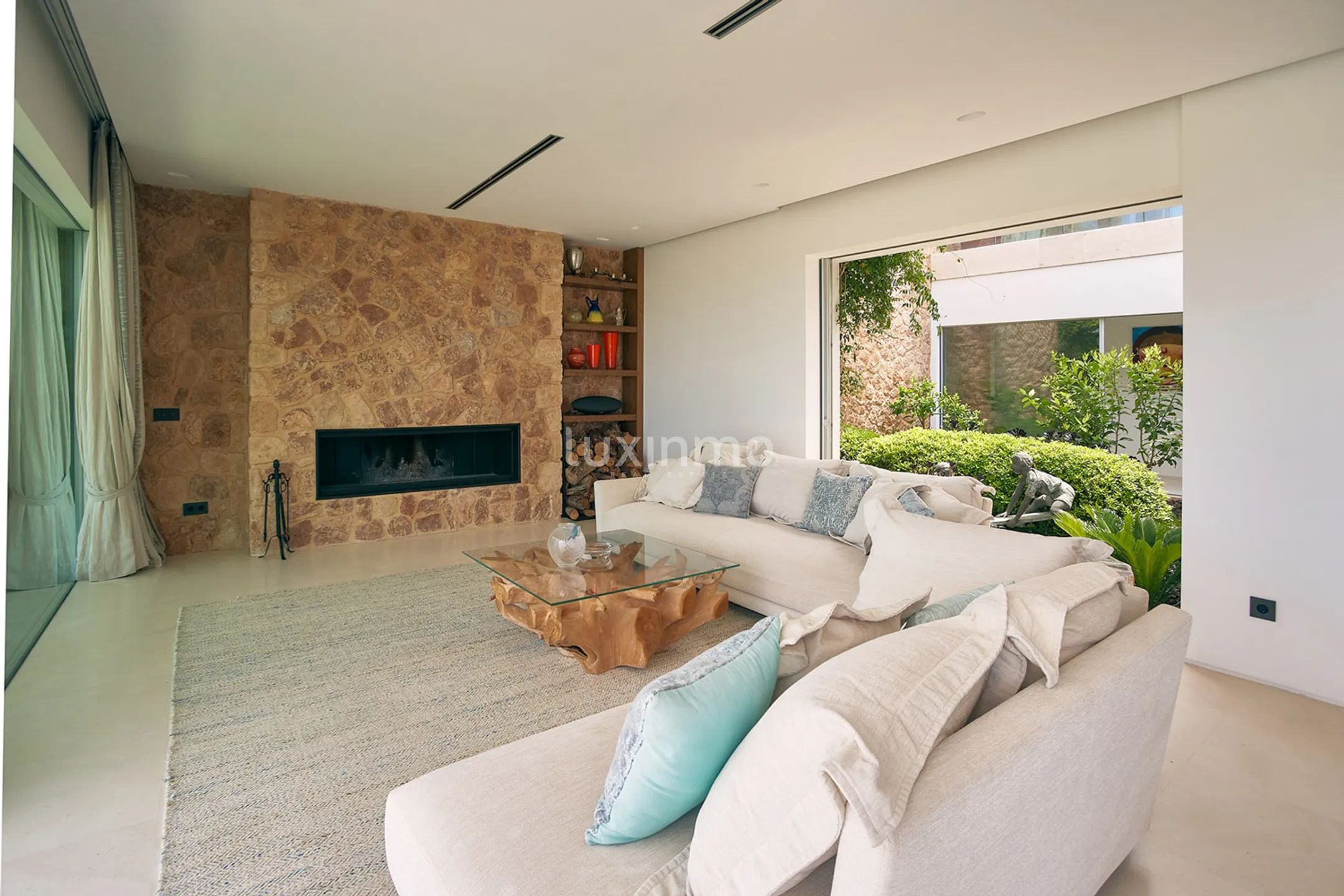 Villa située dans l'une des communautés de luxe les plus prestigieuses de Cala Conta — photo 8