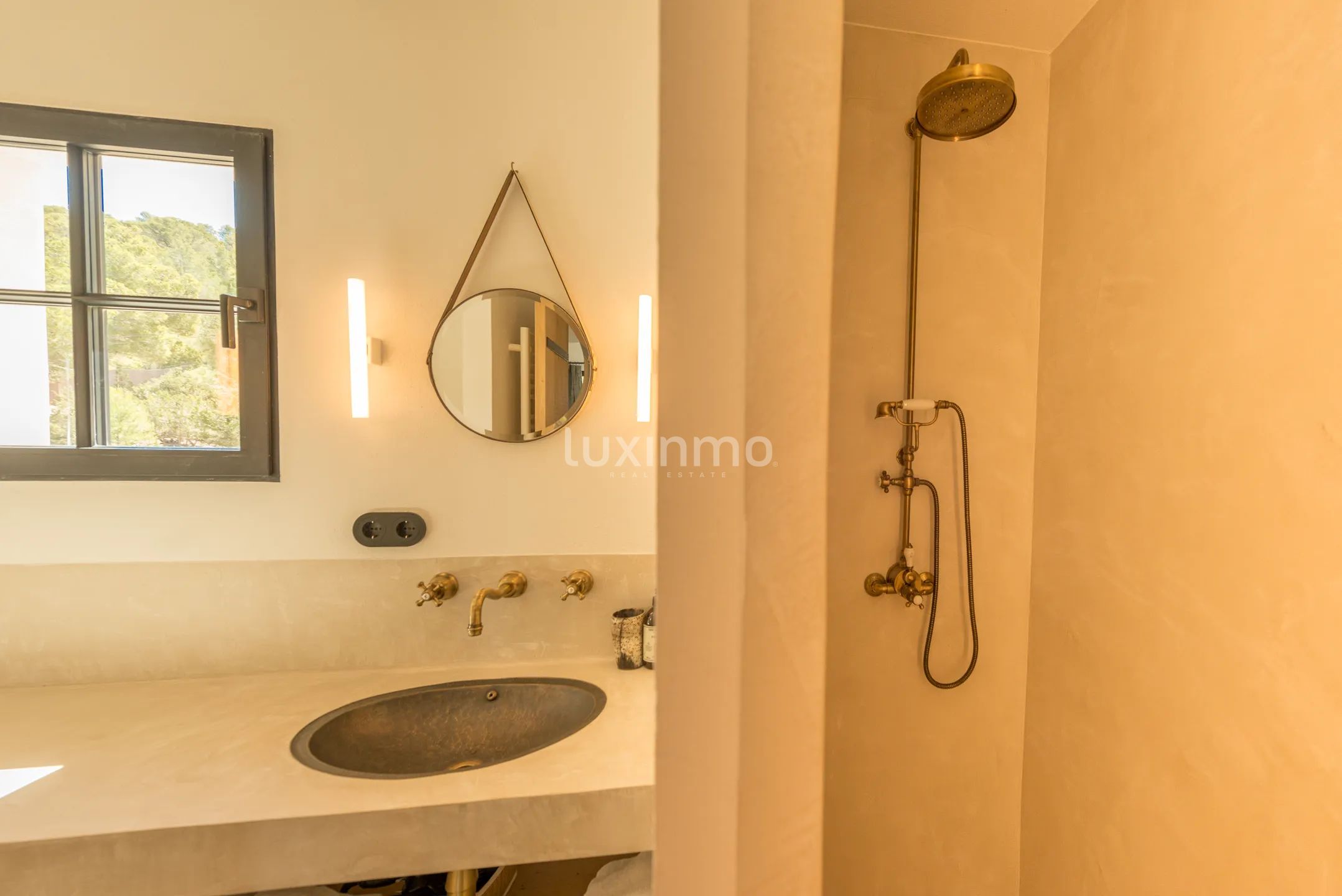 Fantastic turn key Villa for sale with Sea views and Touristic License — photo 44