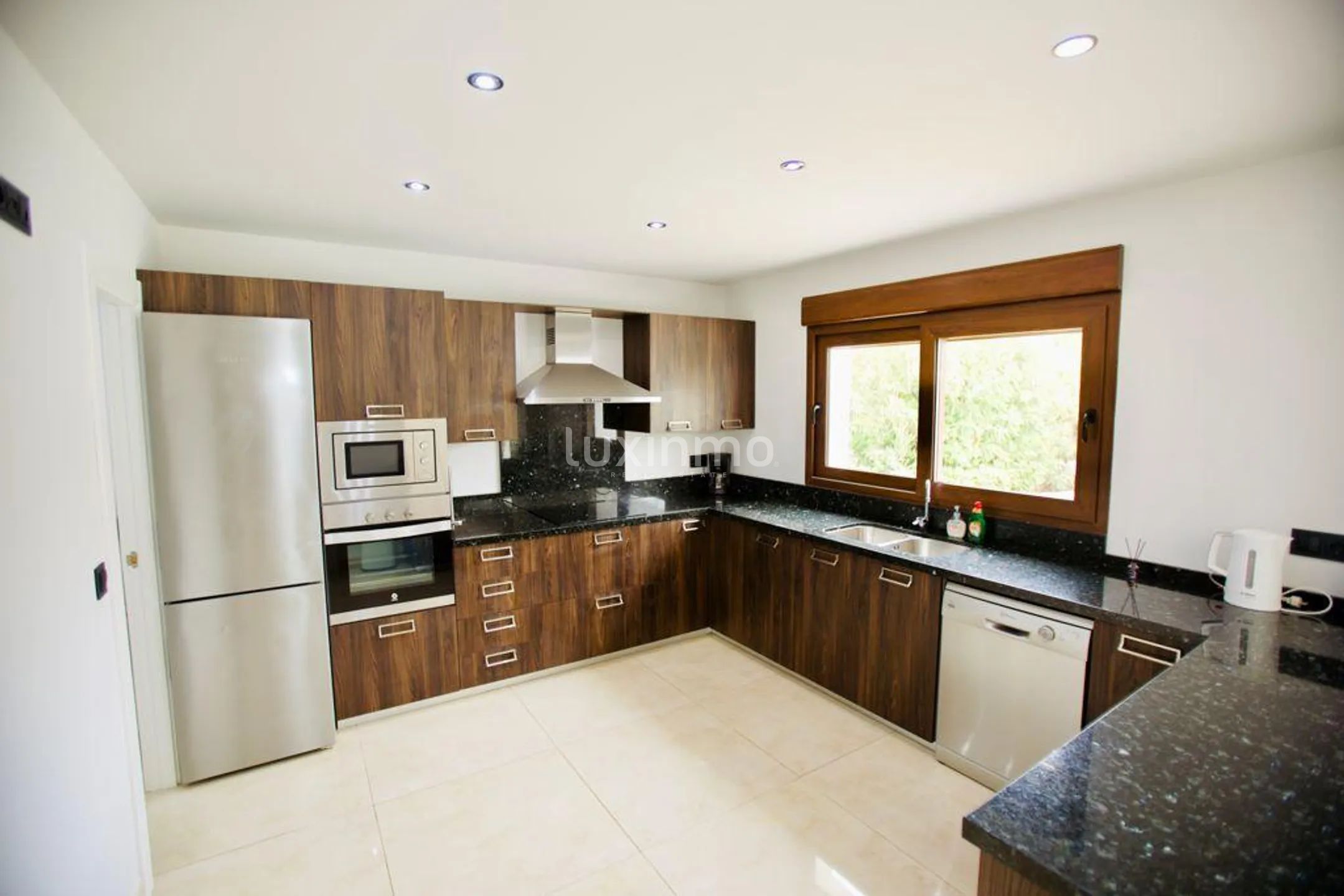 Preise Villa mit Pool in Albir zur Miete — photo 6