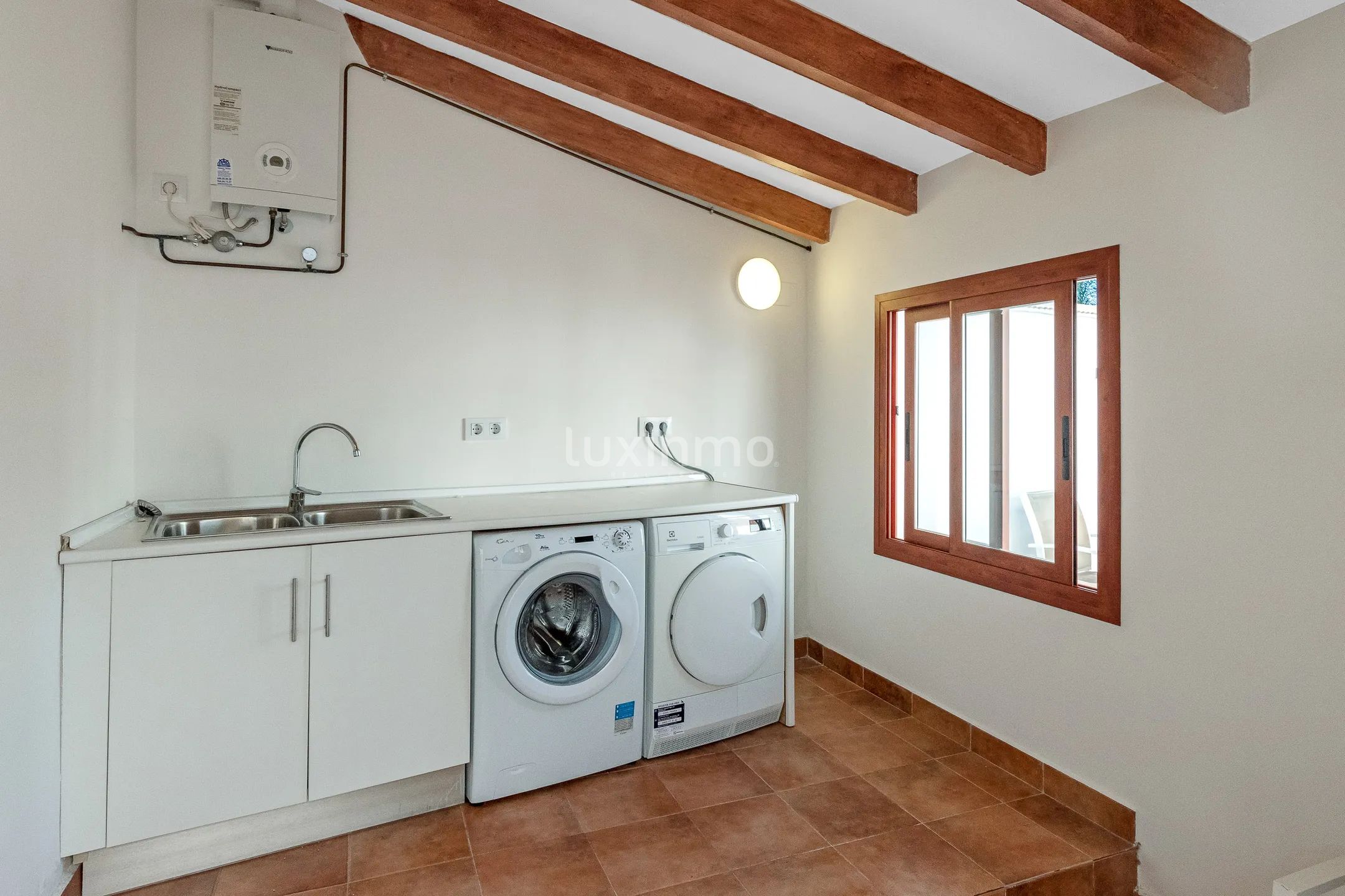 Imponująca willa z basenem do wynajęcia w Albir — photo 35