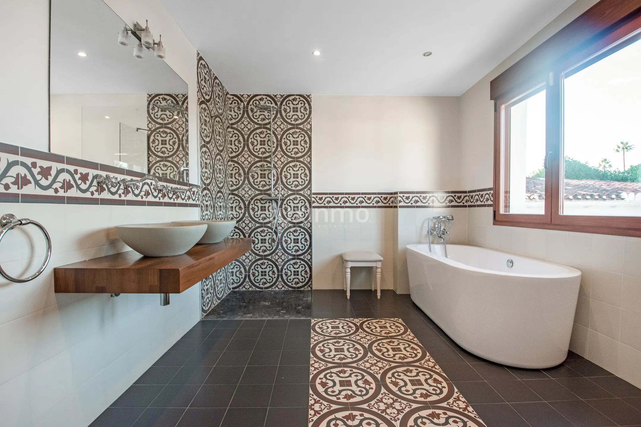 Imponująca willa z basenem do wynajęcia w Albir — photo 21