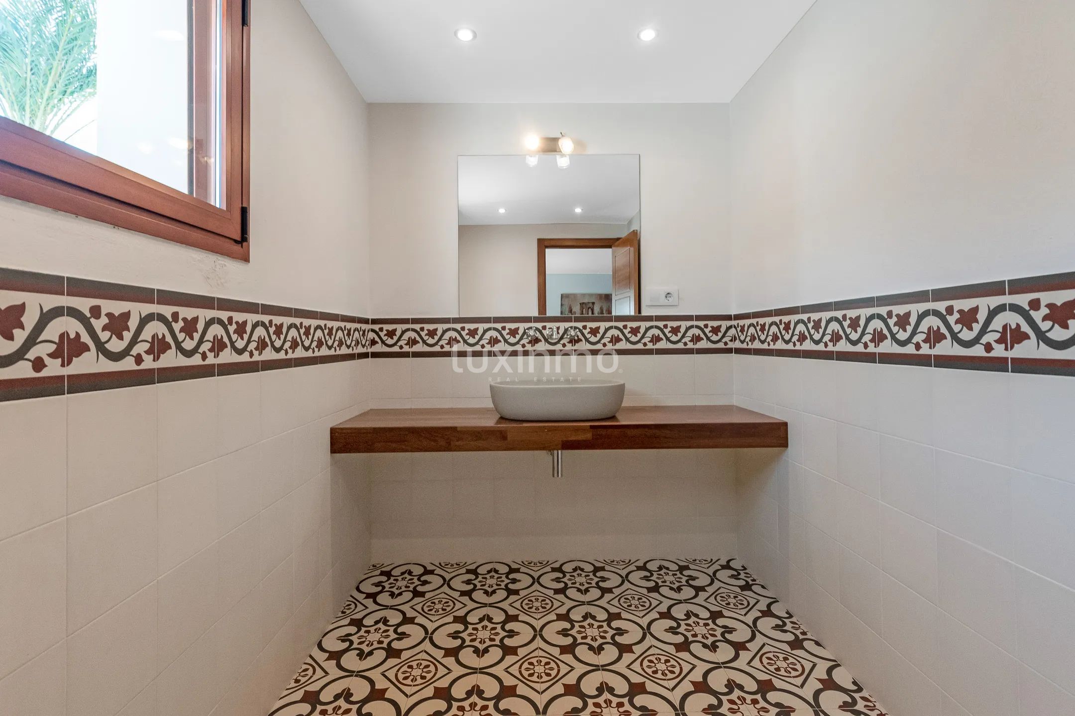 Imponująca willa z basenem do wynajęcia w Albir — photo 11