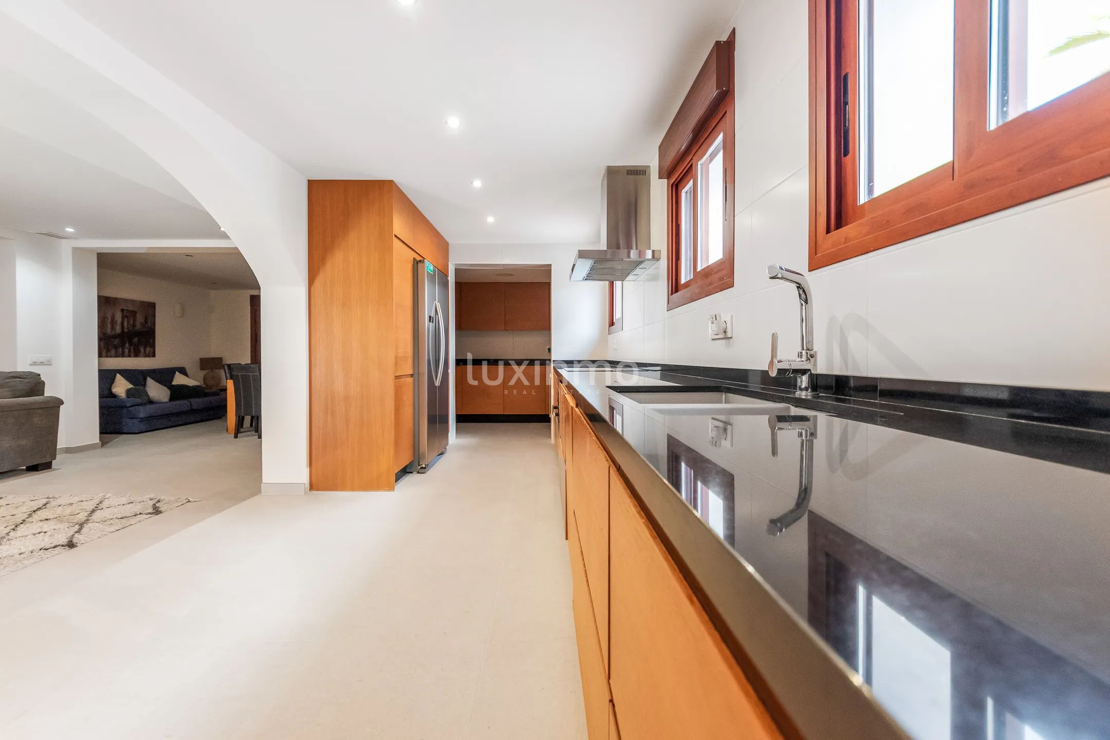 Imponująca willa z basenem do wynajęcia w Albir — photo 8