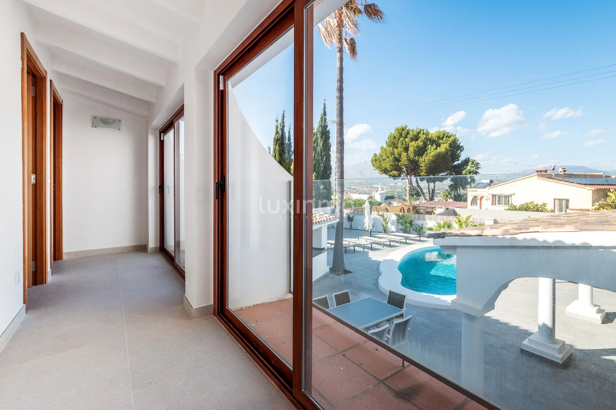 Imponująca willa z basenem do wynajęcia w Albir — photo 28