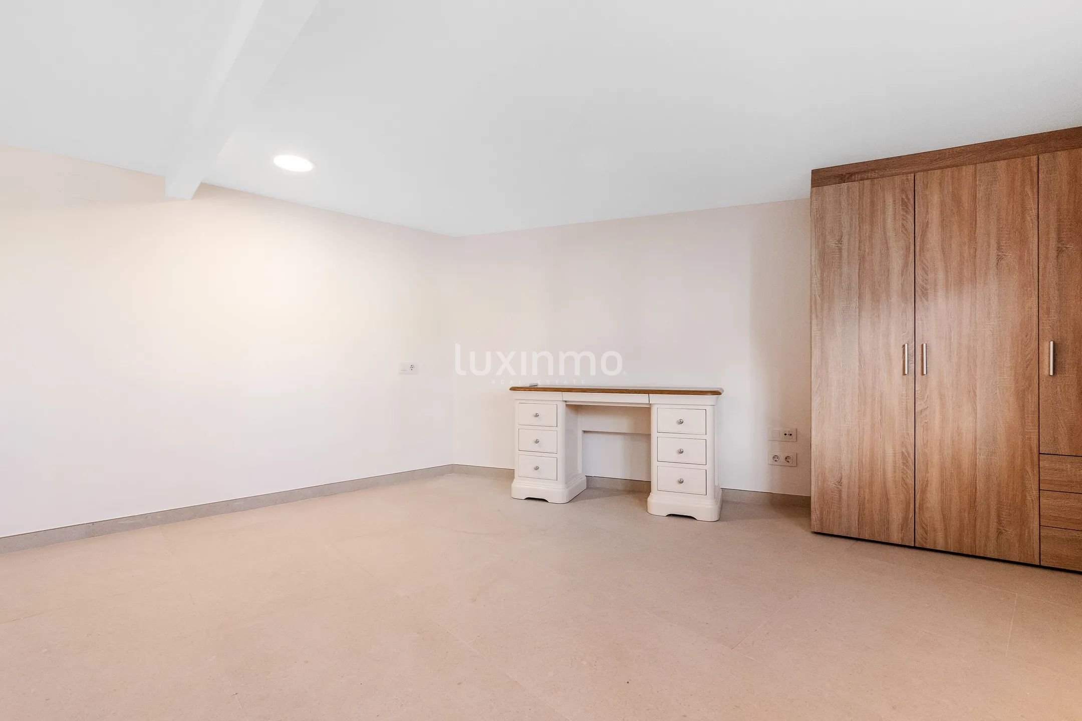 Imponująca willa z basenem do wynajęcia w Albir — photo 36