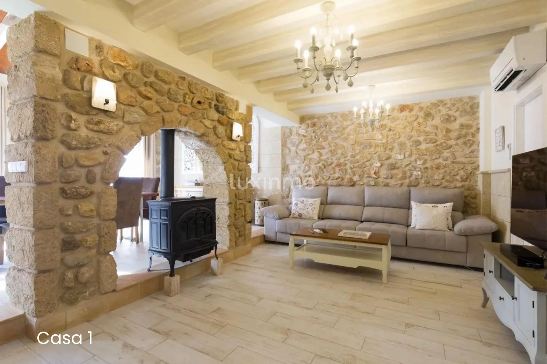 For sale complex of 3 rustic fincas in Jalon — photo 8