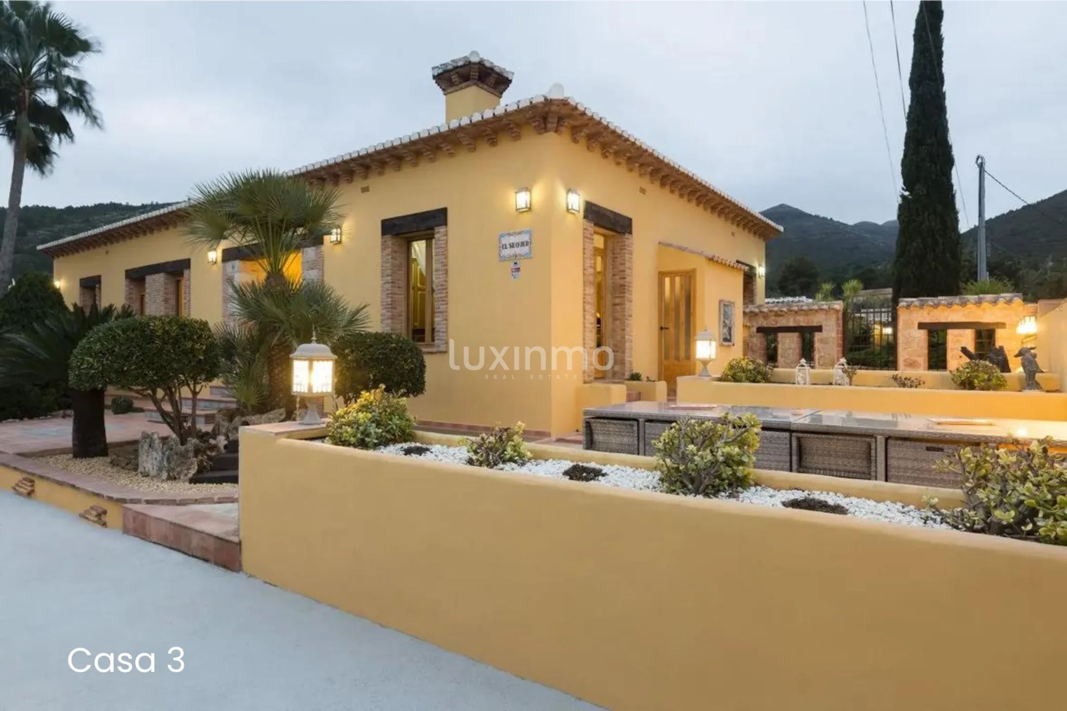 For sale complex of 3 rustic fincas in Jalon — photo 40