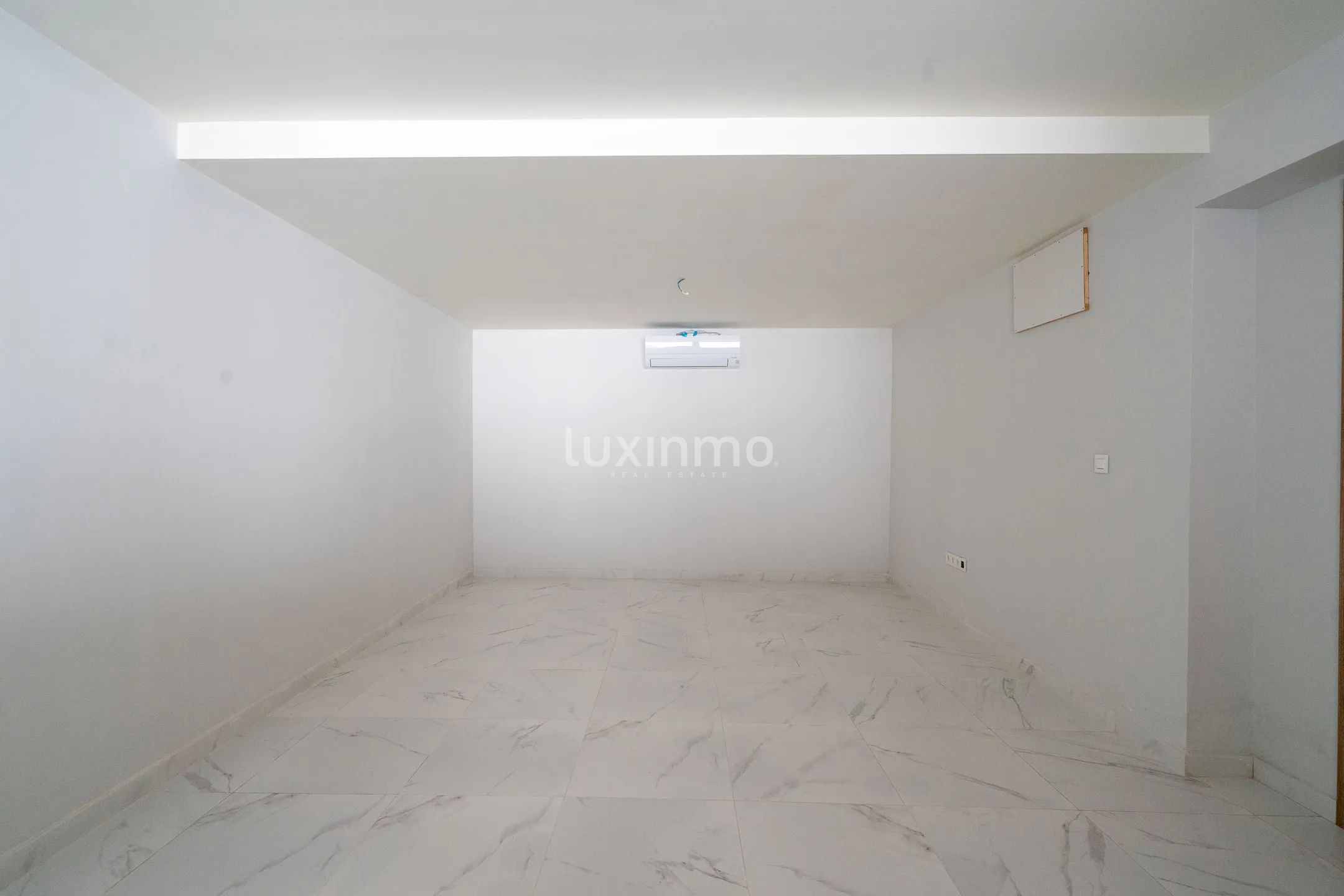 Se vende villa pareada en Finestrat con vistas al mar — photo 41