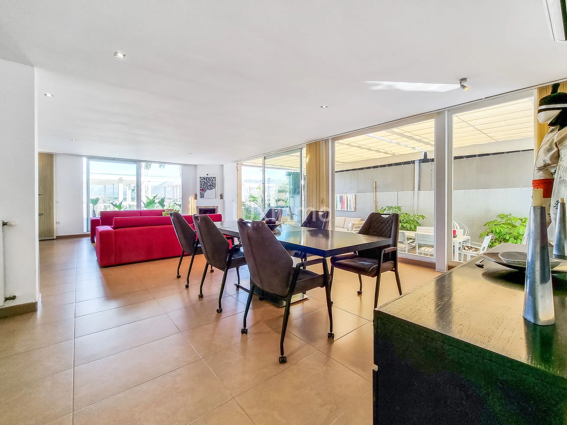 Zu verkaufen eine Doppelhaushälfte in Albir — photo 28