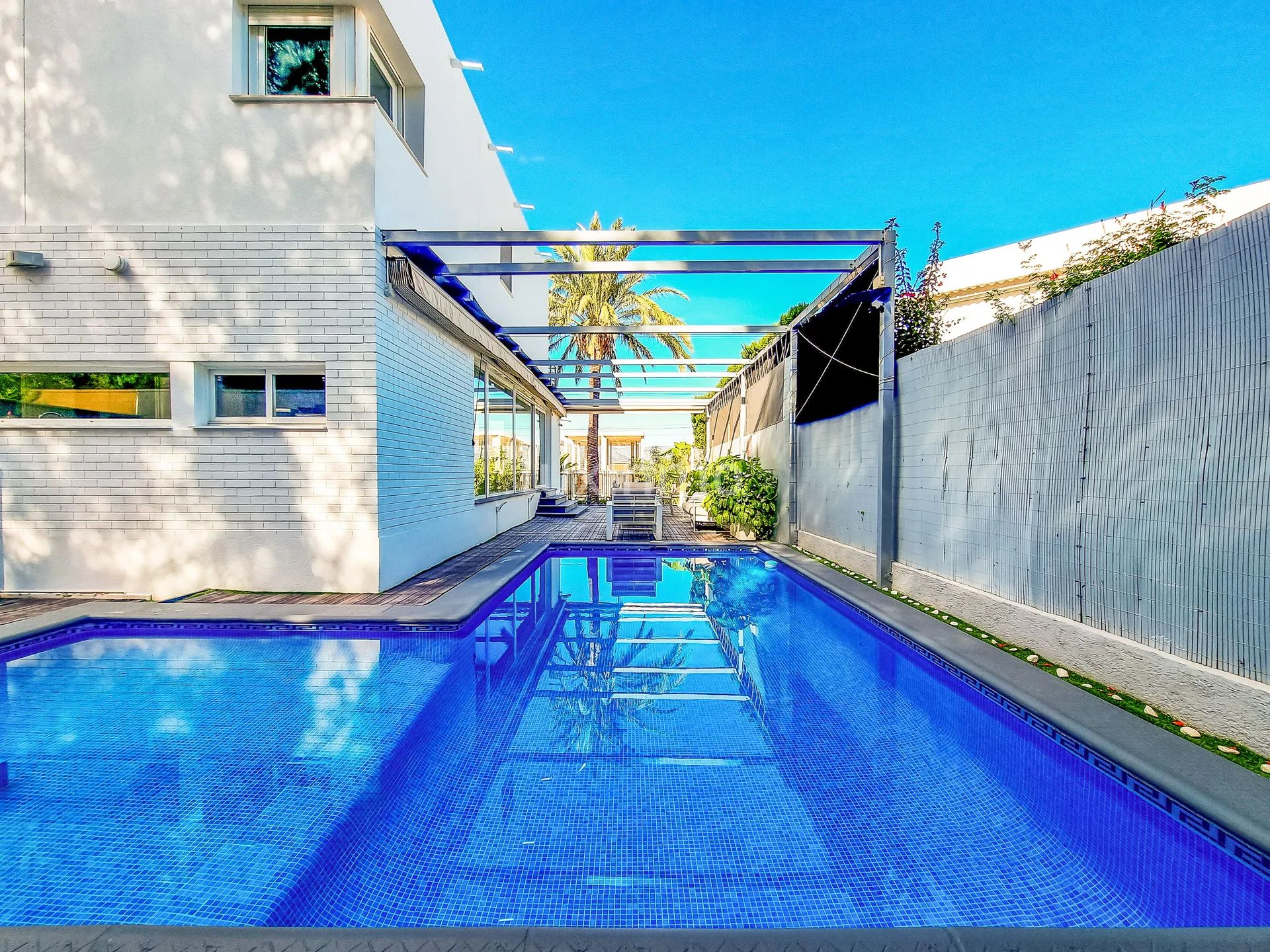 Zu verkaufen eine Doppelhaushälfte in Albir — photo 23