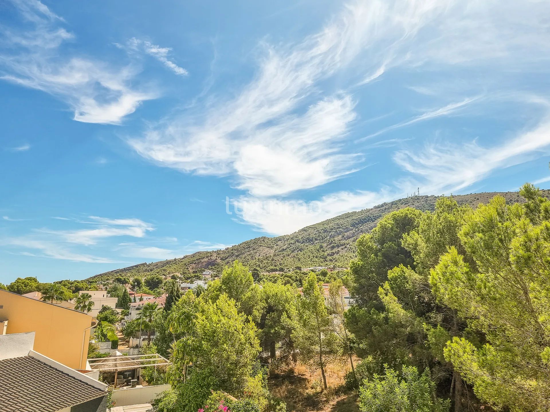Zu verkaufen eine Doppelhaushälfte in Albir — photo 25