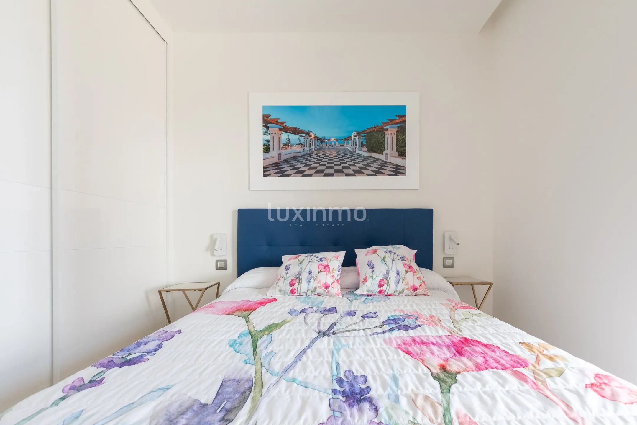 Beautiful flat with sea views in the luxury Intempo building — photo 12