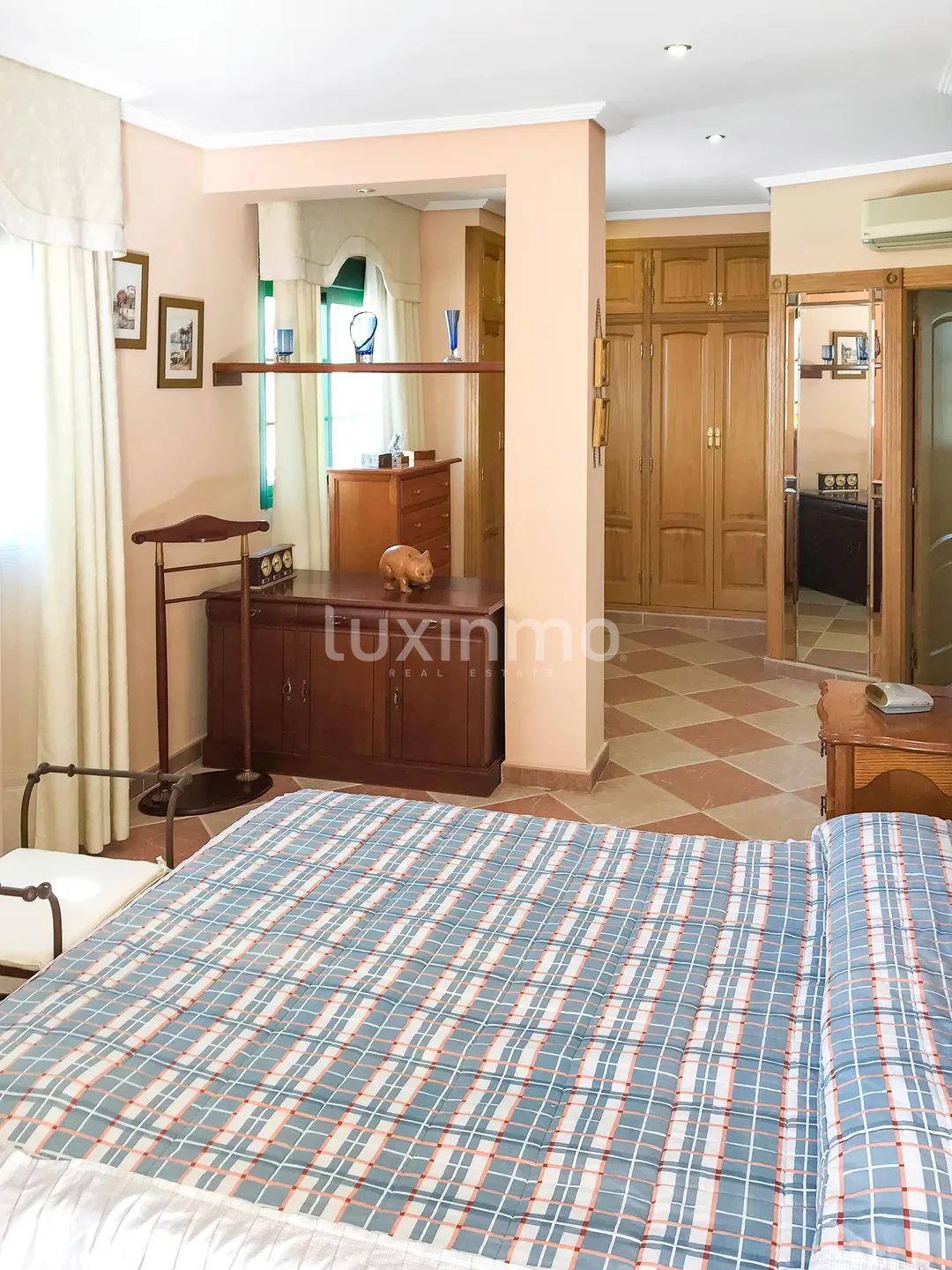 Villa in Rincon de Loix with separate flat — photo 19