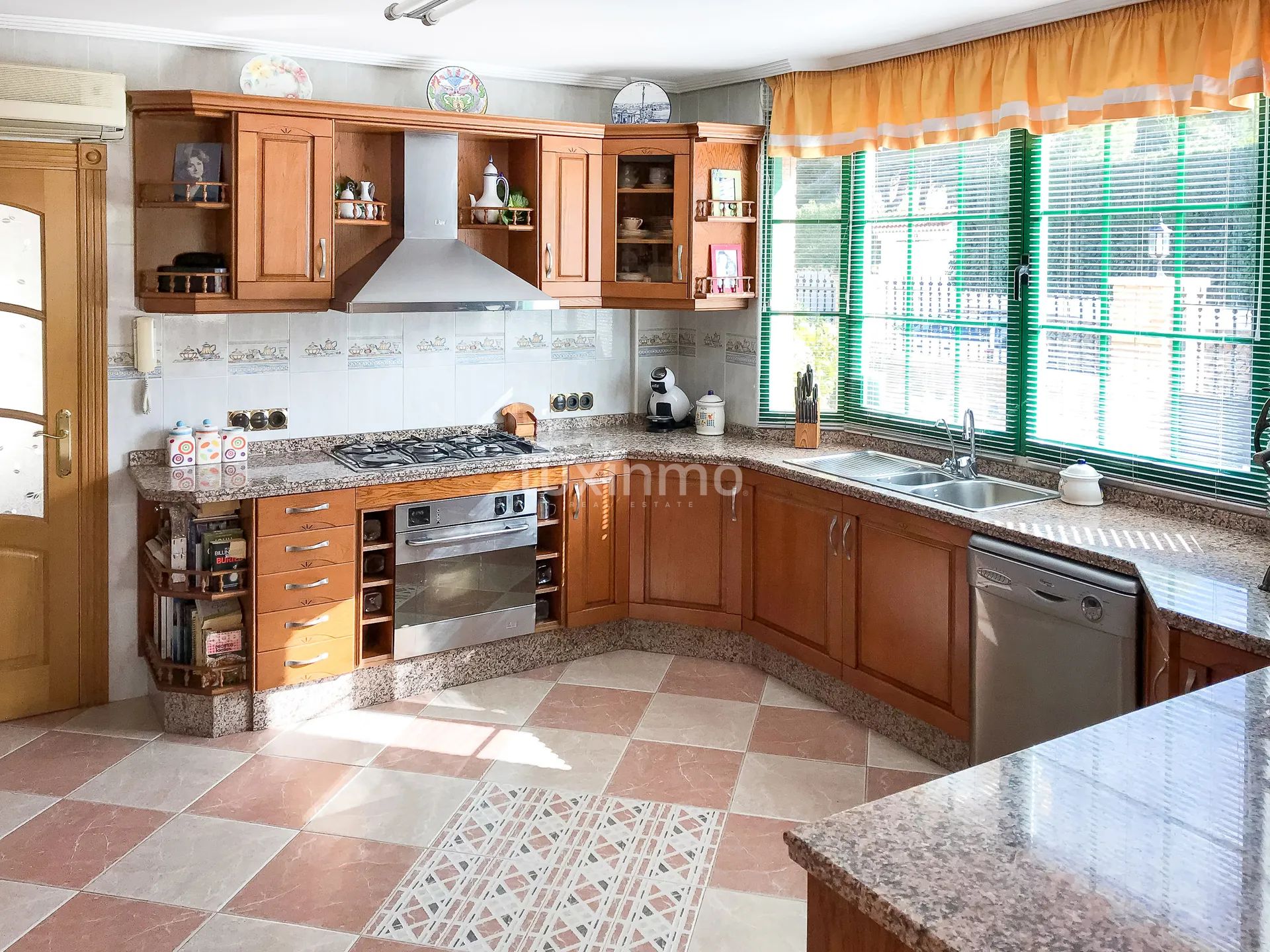 Villa in Rincon de Loix with separate flat — photo 6