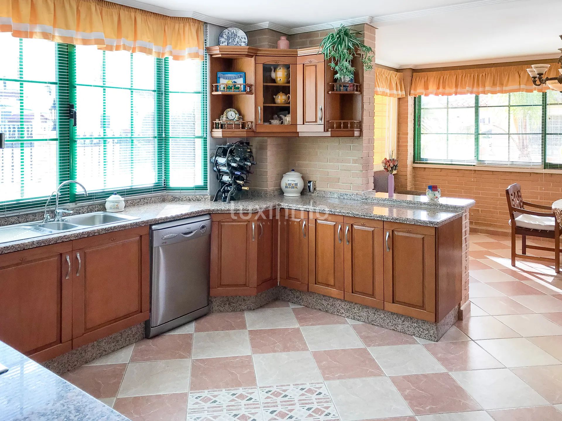 Villa in Rincon de Loix with separate flat — photo 7