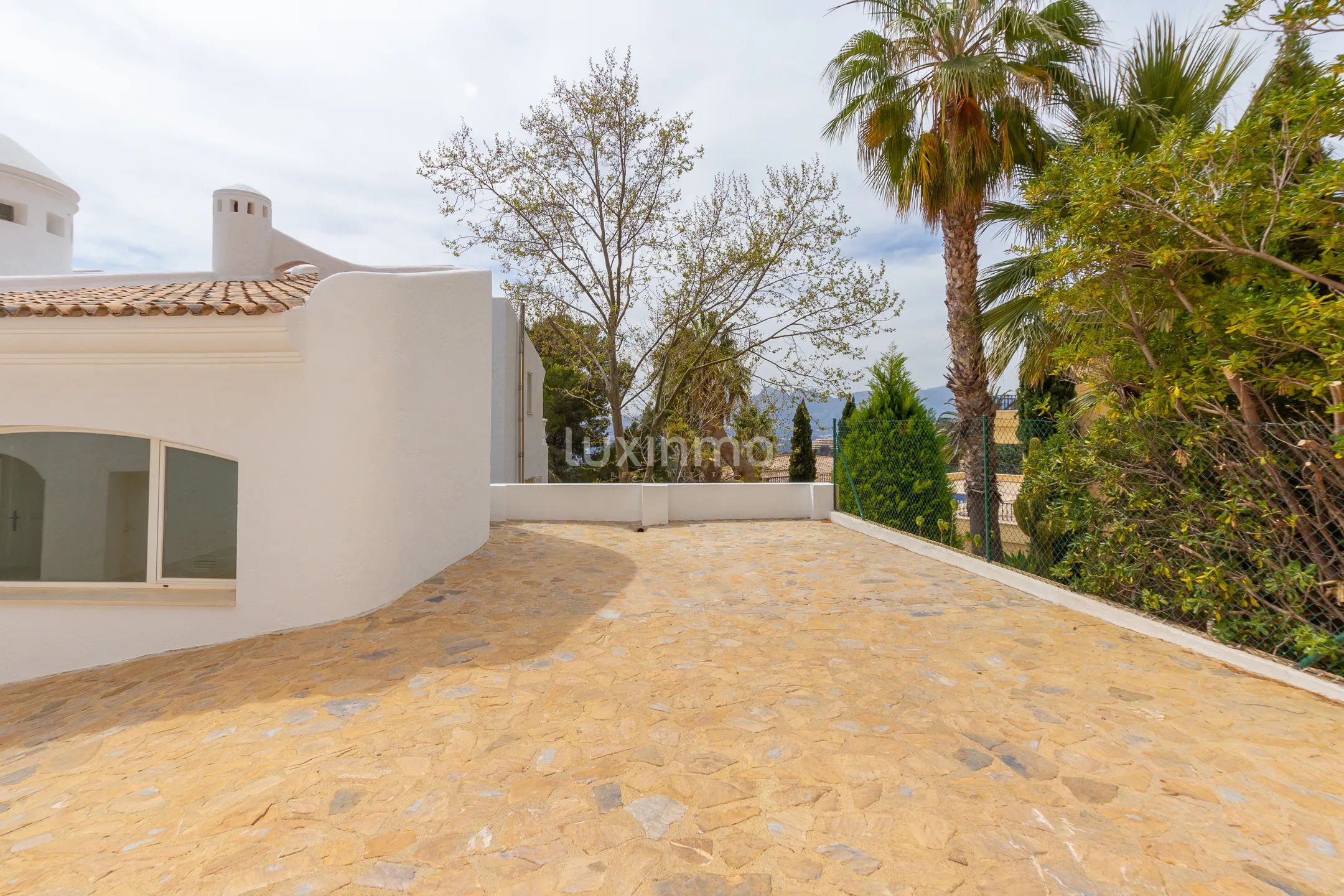 Huge villa with sea views for sale in Altea Hills — photo 64