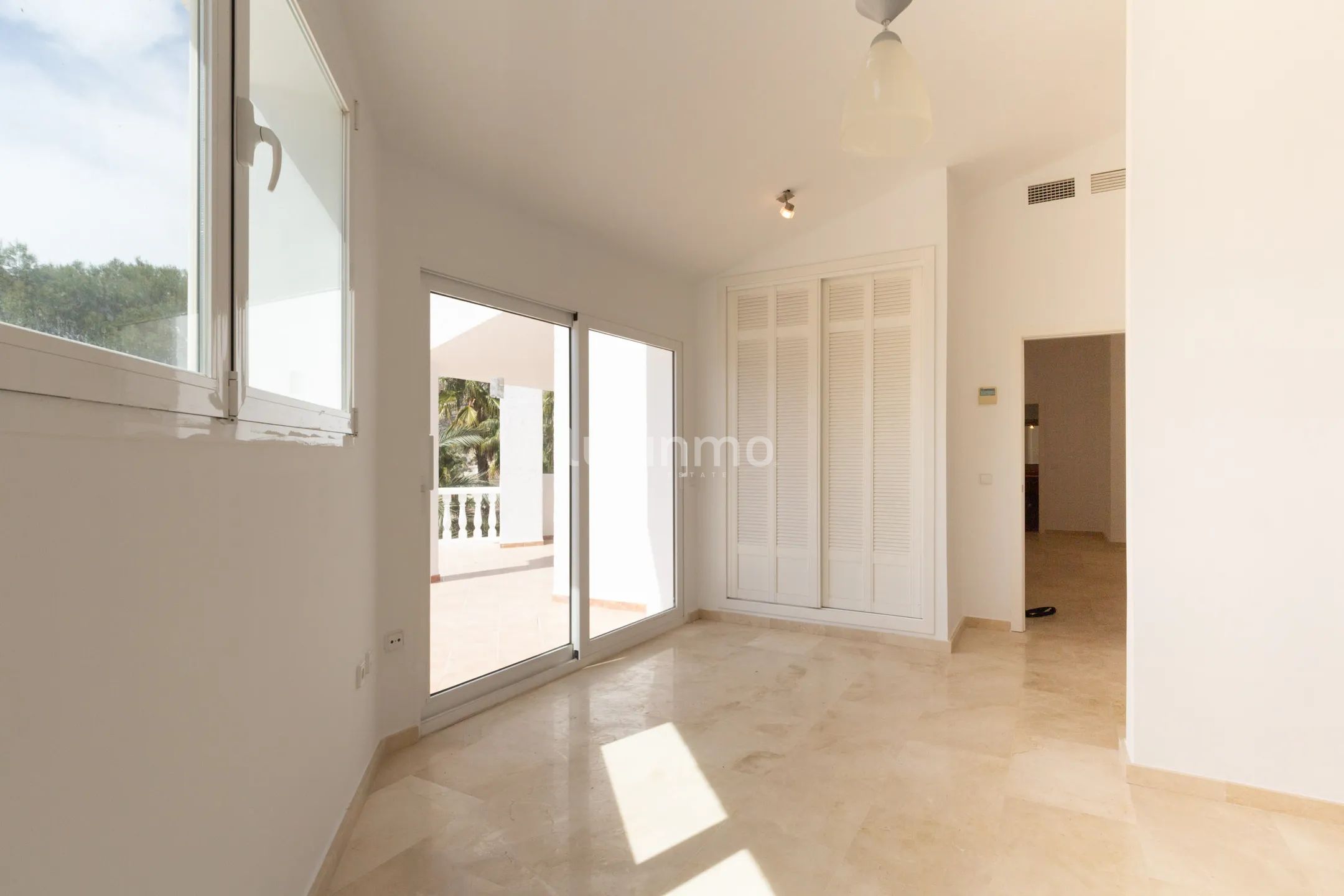 Huge villa with sea views for sale in Altea Hills — photo 44